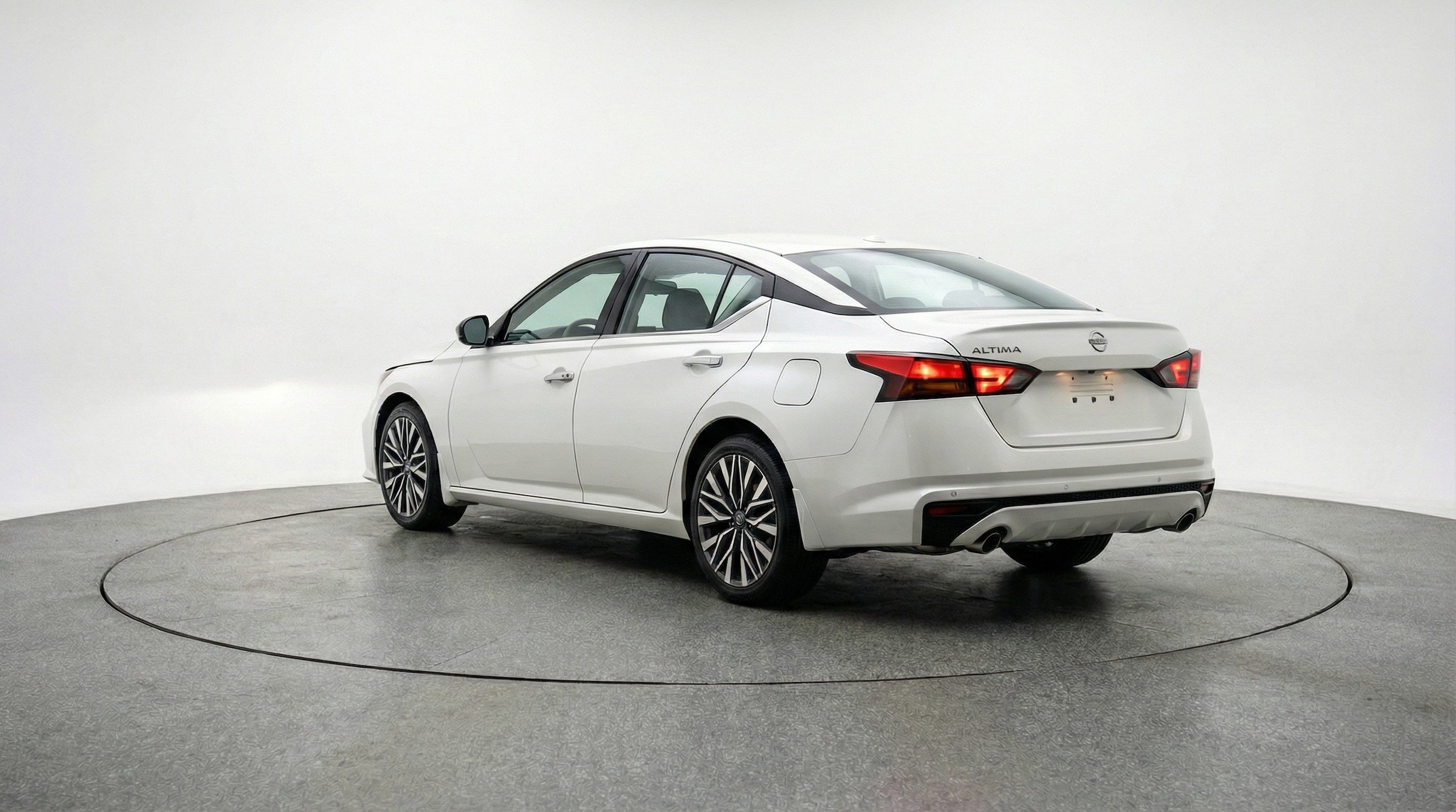 Thumbnail: 2025 Nissan Altima - 6