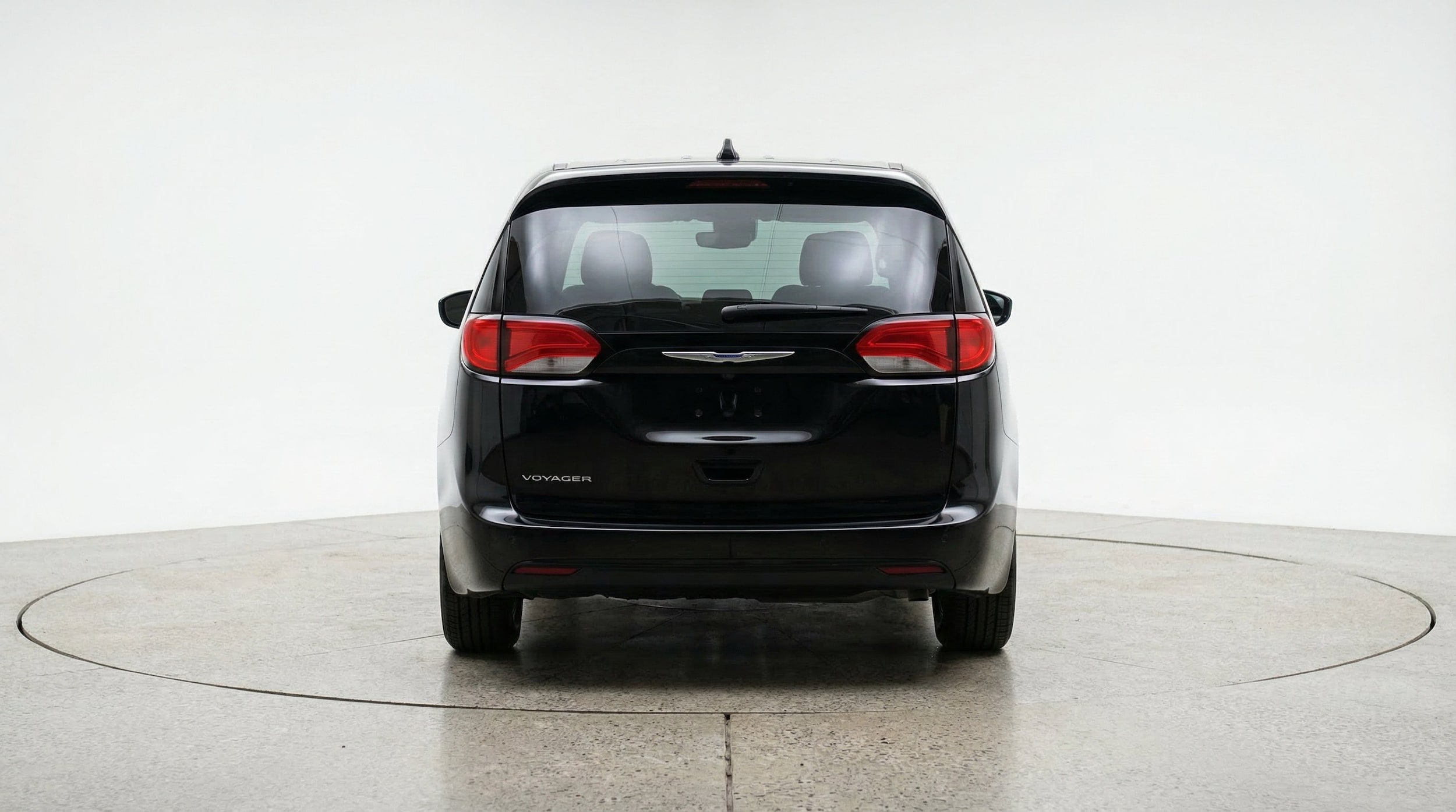 Thumbnail: 2024 Chrysler Voyager - 7