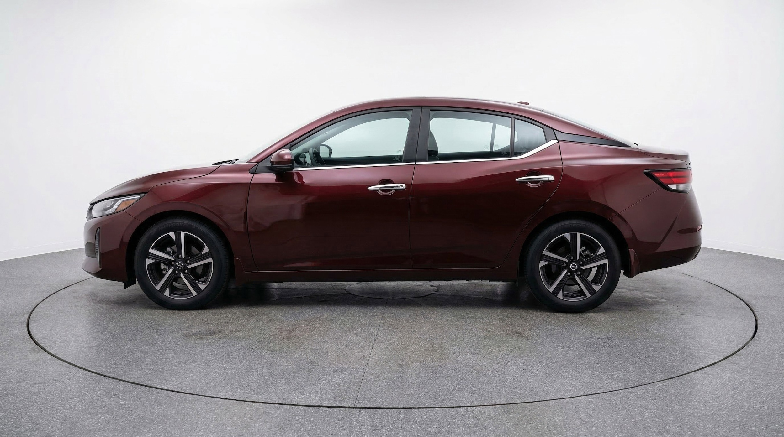 Thumbnail: 2025 Nissan Sentra - 5