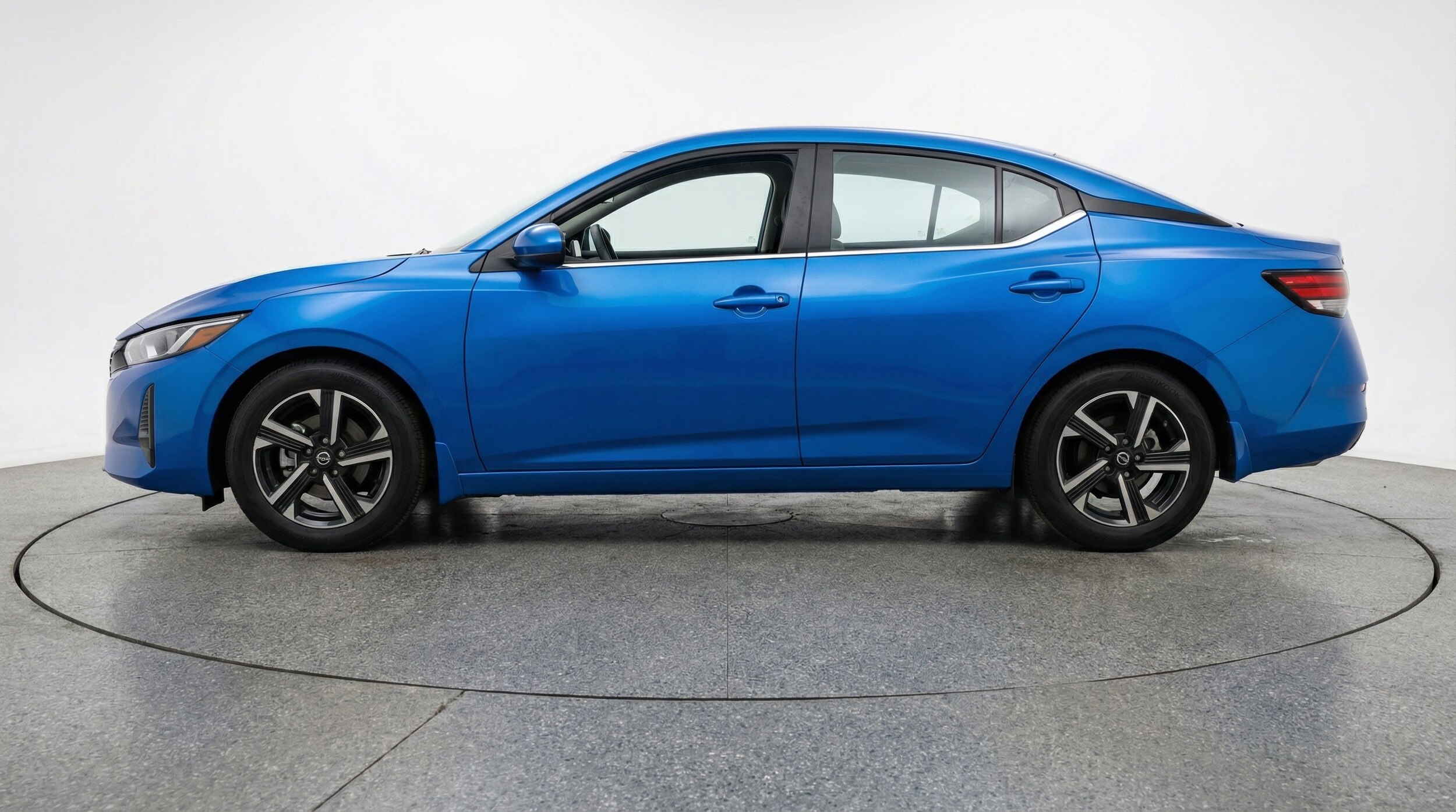 Thumbnail: 2025 Nissan Sentra - 4