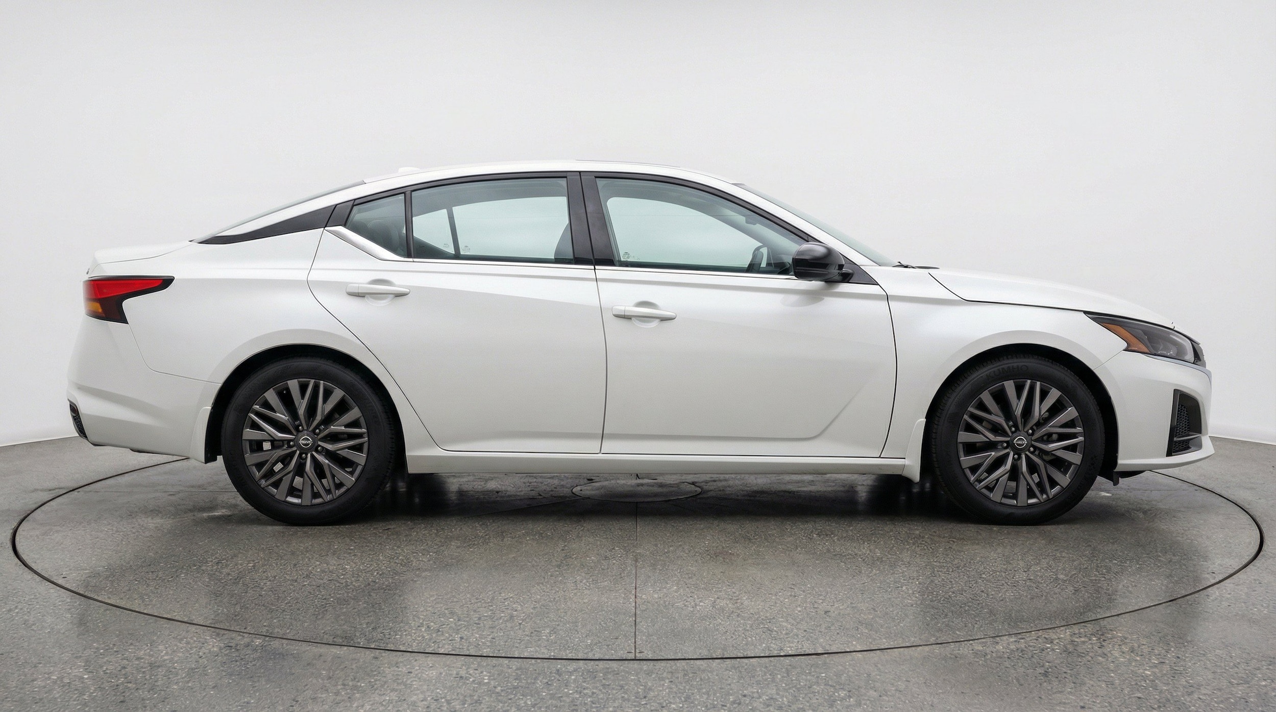 Thumbnail: 2025 Nissan Altima - 11
