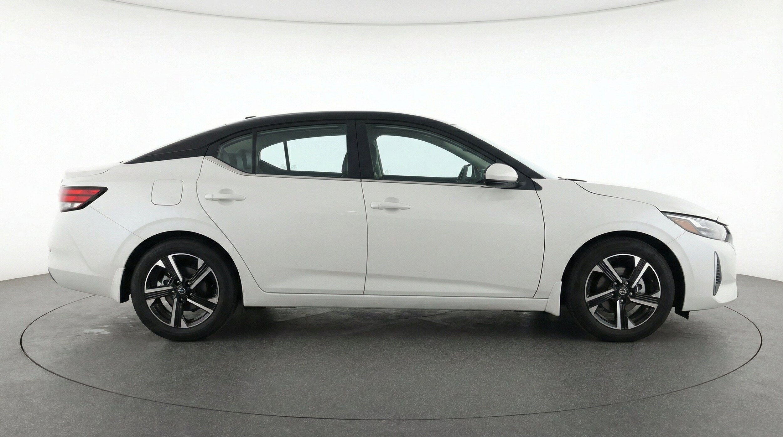 Thumbnail: 2025 Nissan Sentra - 11
