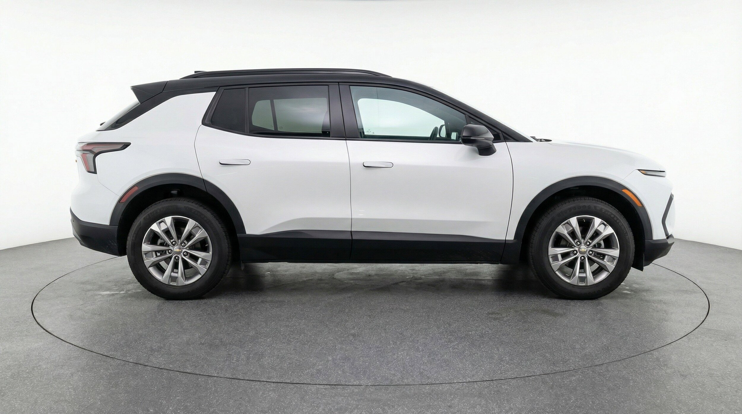 Thumbnail: 2025 Chevrolet Equinox - 11