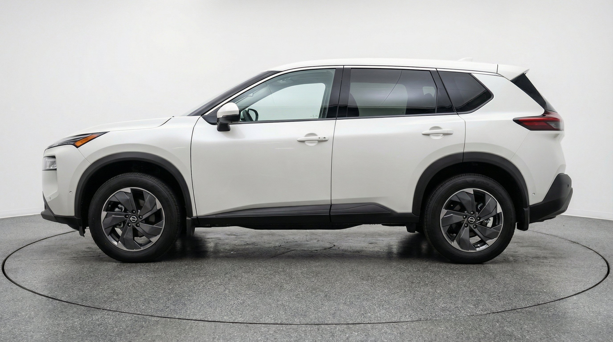 Thumbnail: 2025 Nissan Rogue - 5