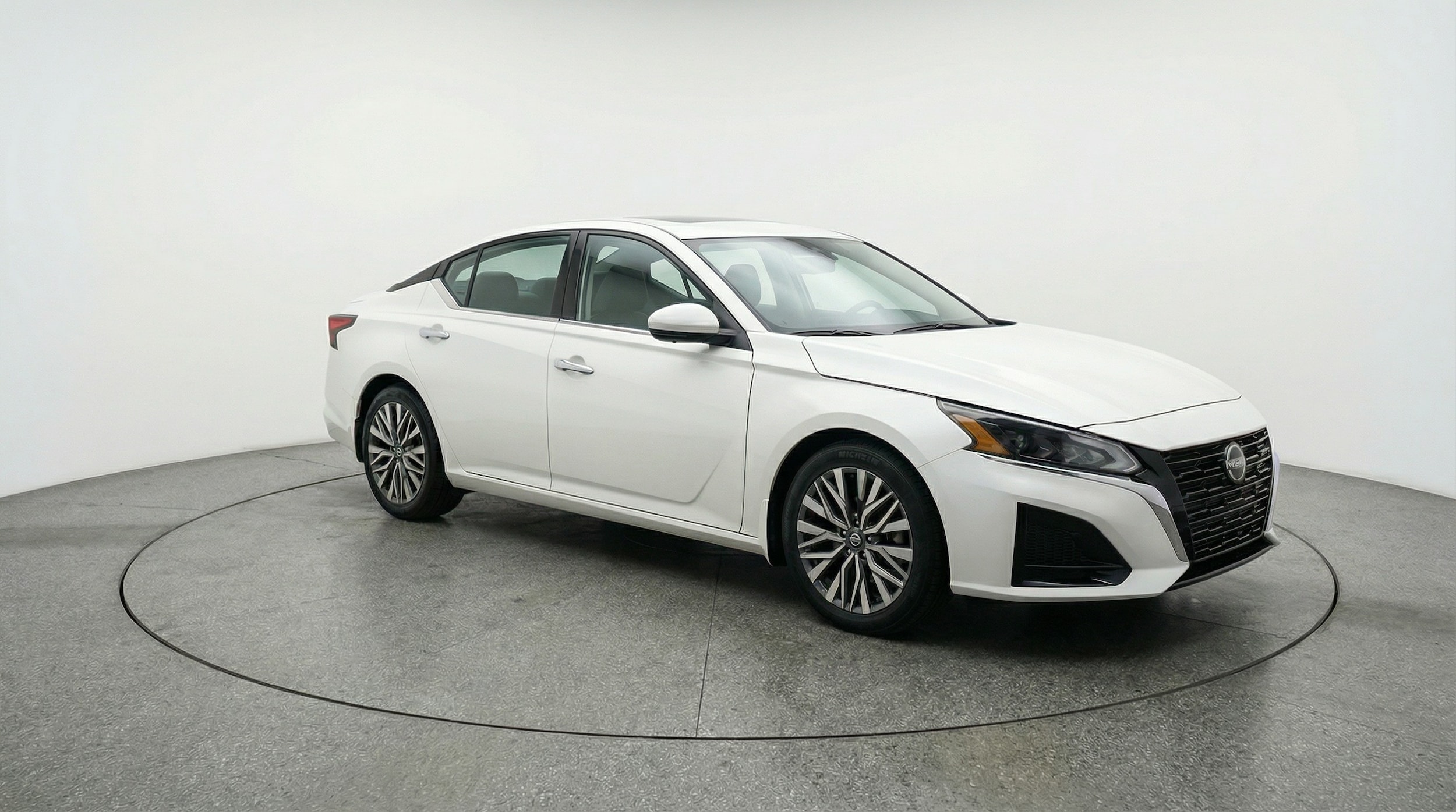 Thumbnail: 2025 Nissan Altima - 1