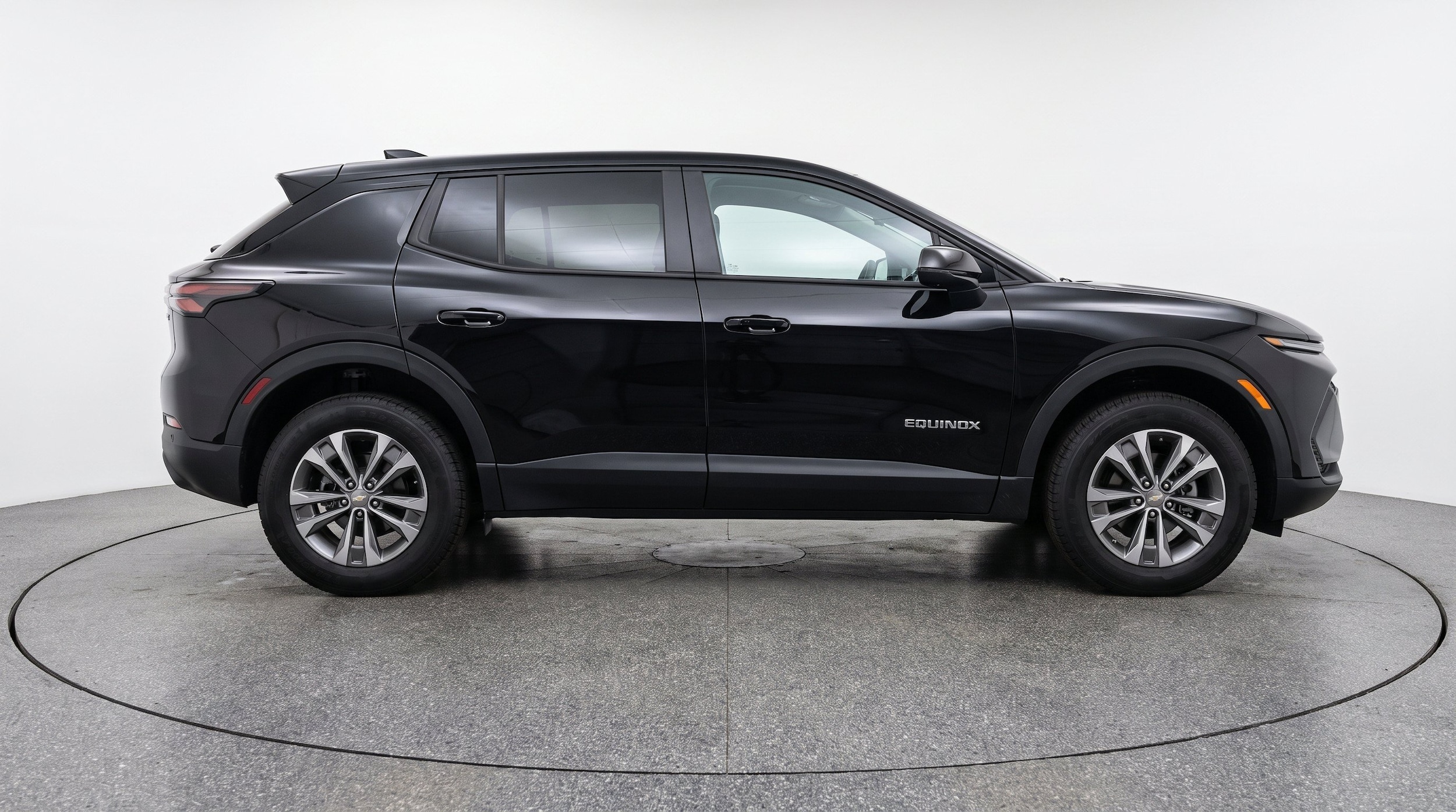 Thumbnail: 2025 Chevrolet Equinox - 10
