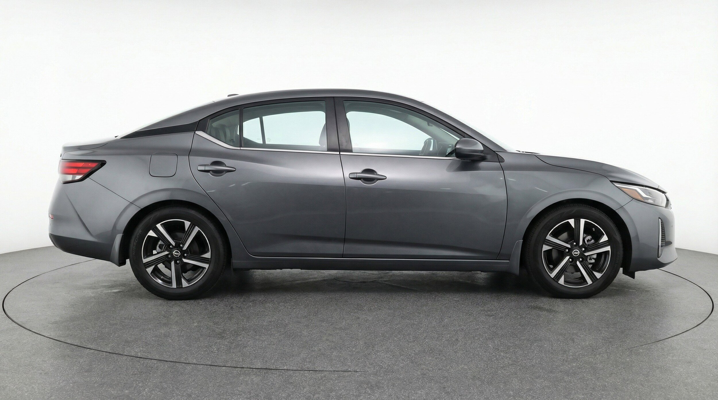 Thumbnail: 2025 Nissan Sentra - 11