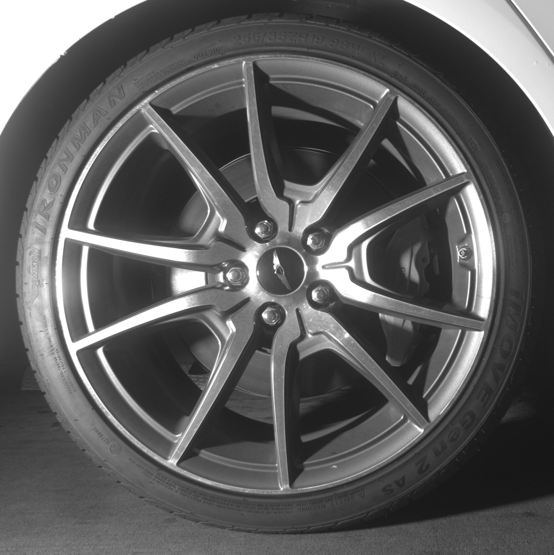 Thumbnail: 2025 Genesis G70 - 12