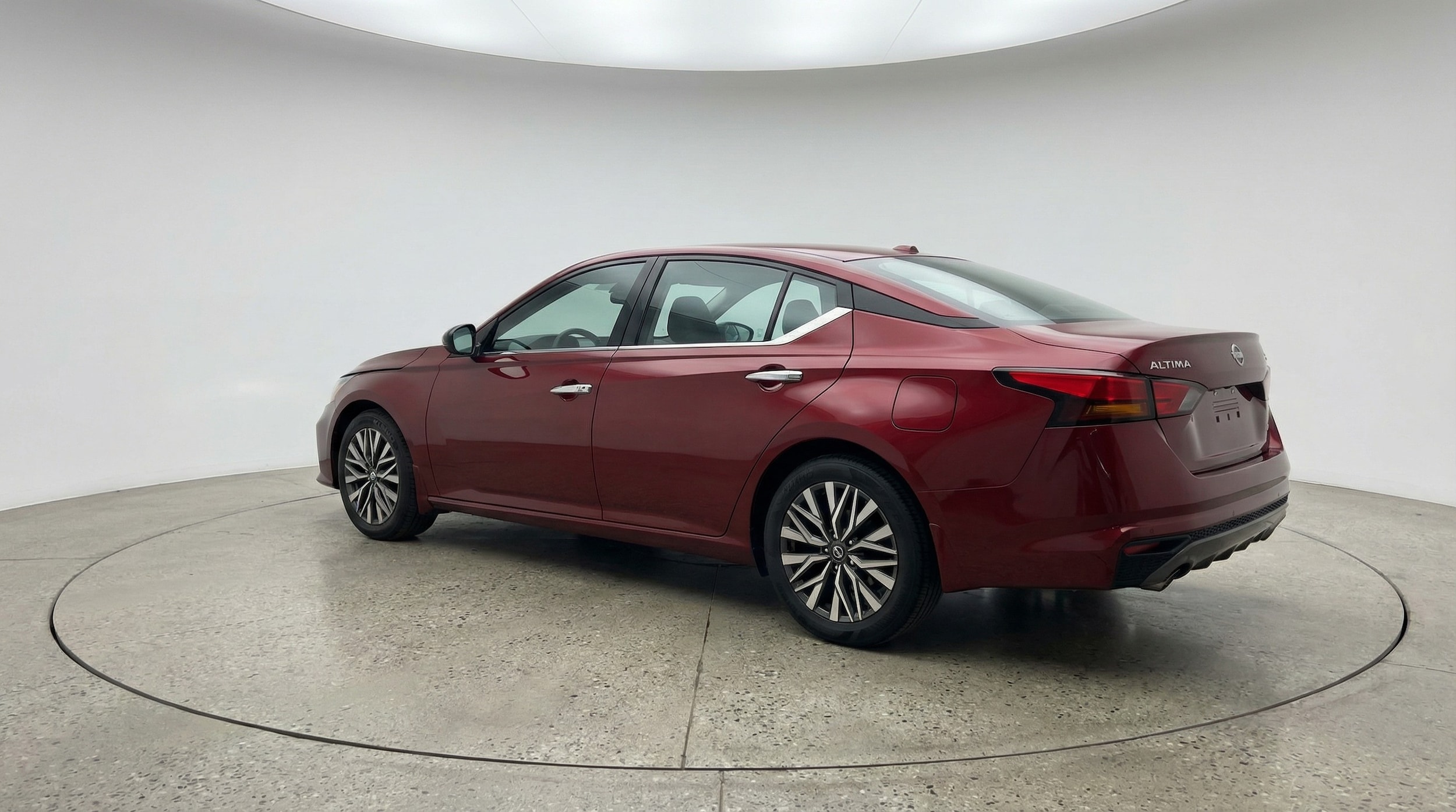 Thumbnail: 2025 Nissan Altima - 5