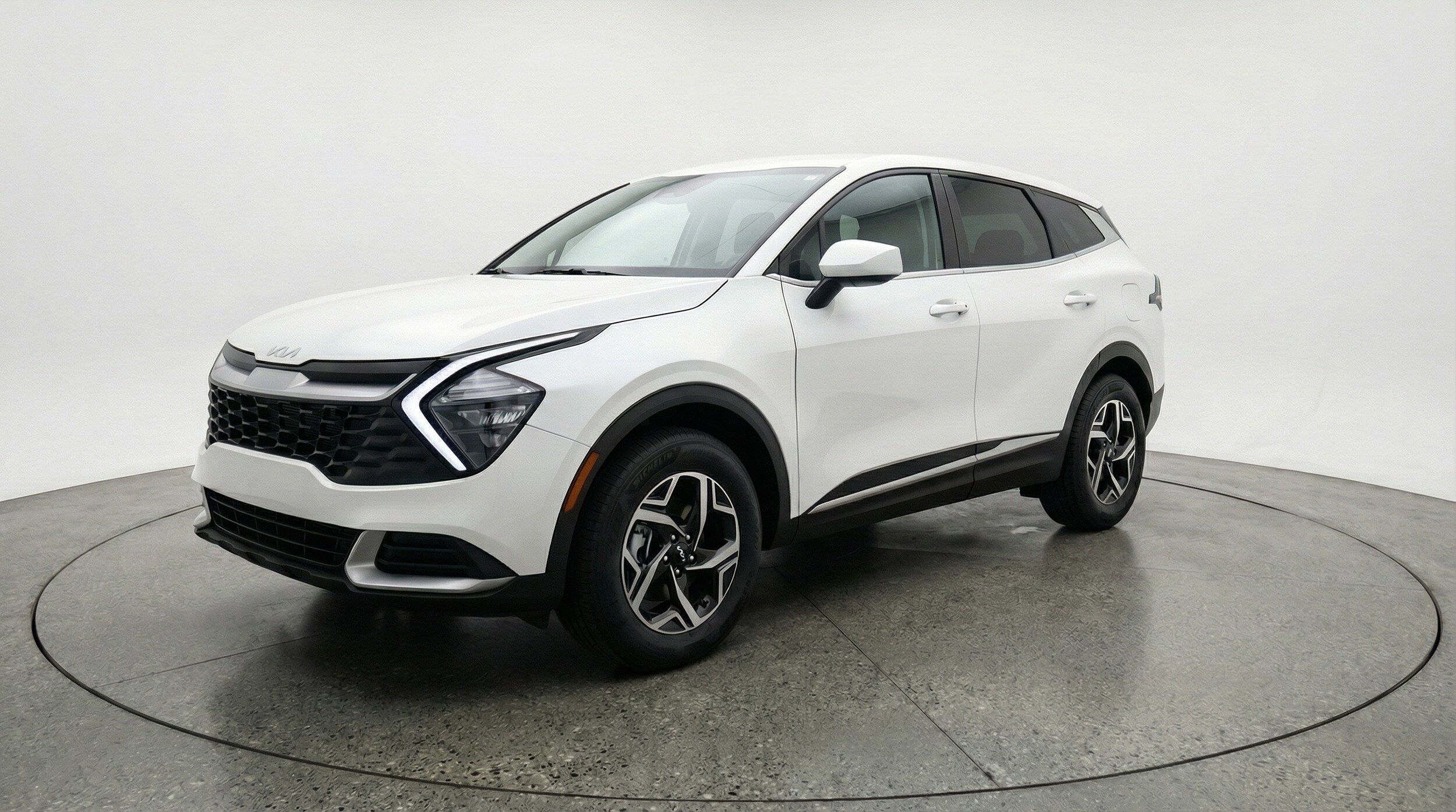 Thumbnail: 2025 Kia Sportage - 3