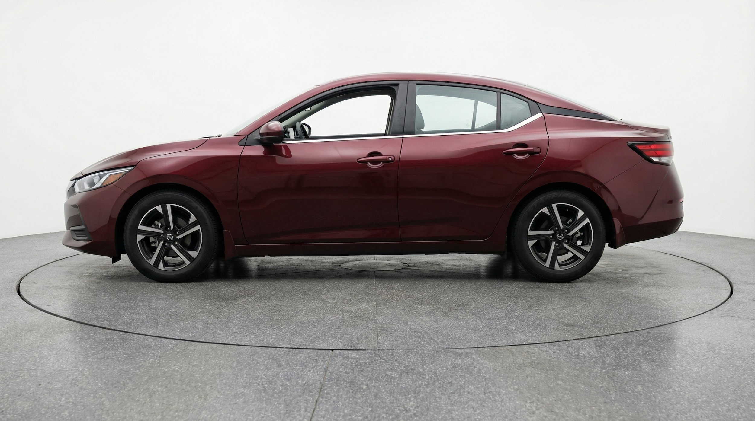 Thumbnail: 2025 Nissan Sentra - 4