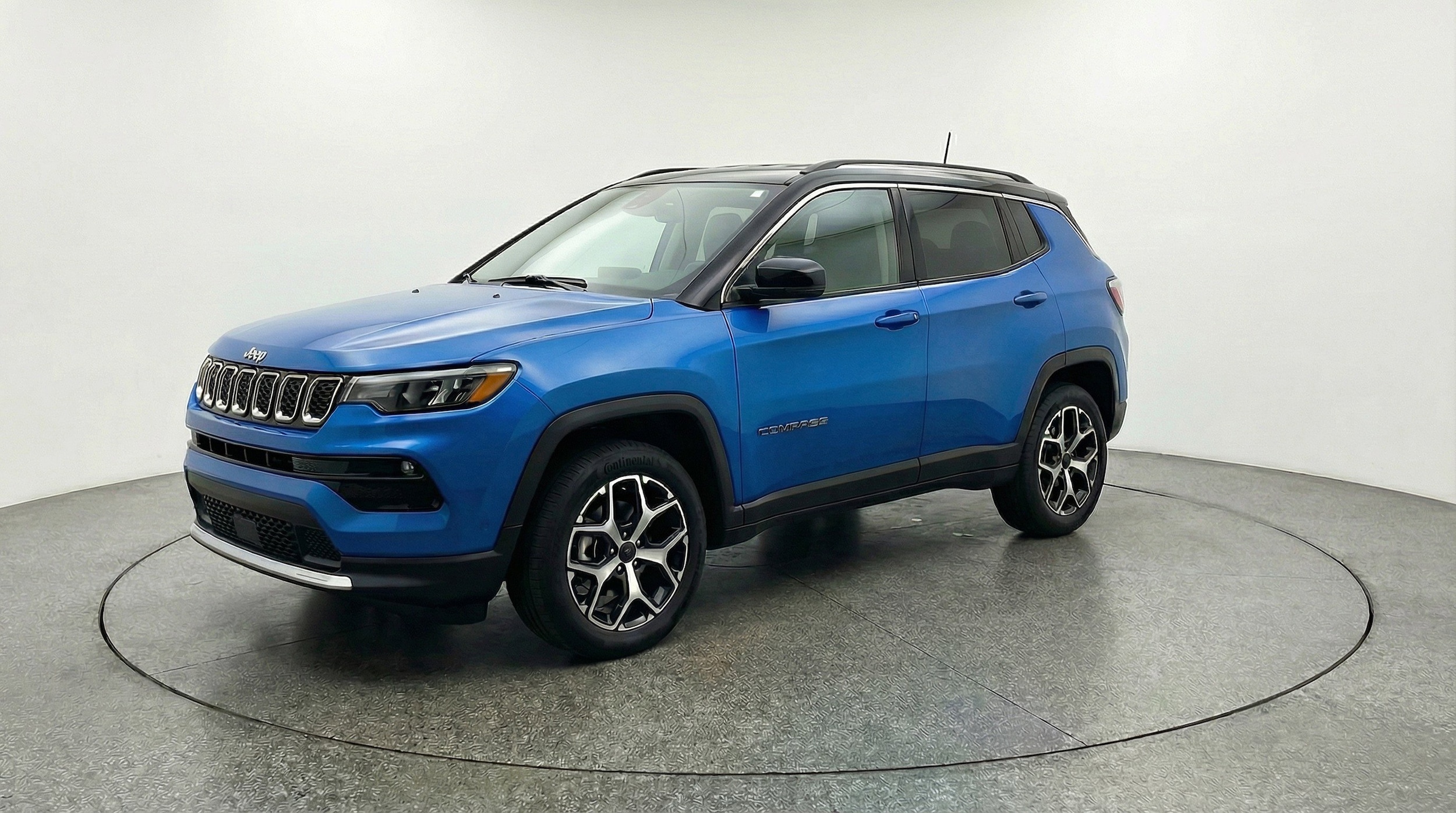 Thumbnail: 2025 Jeep Compass - 3