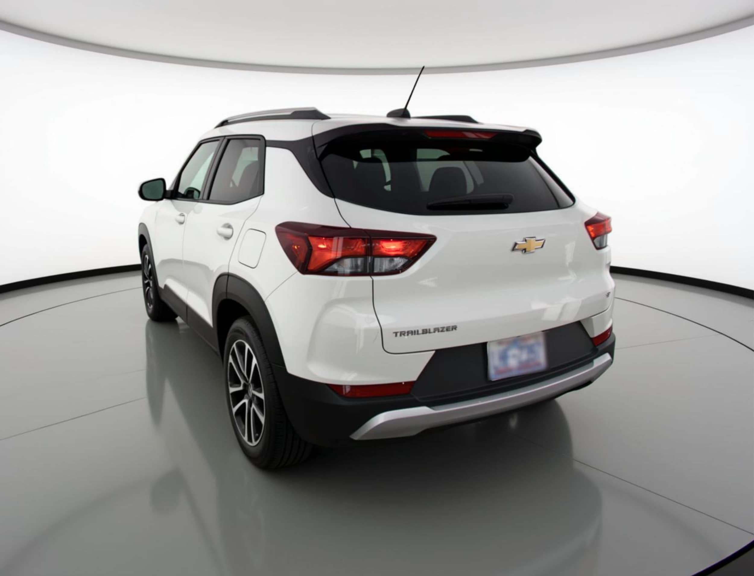 Thumbnail: 2025 Chevrolet TrailBlazer - 5