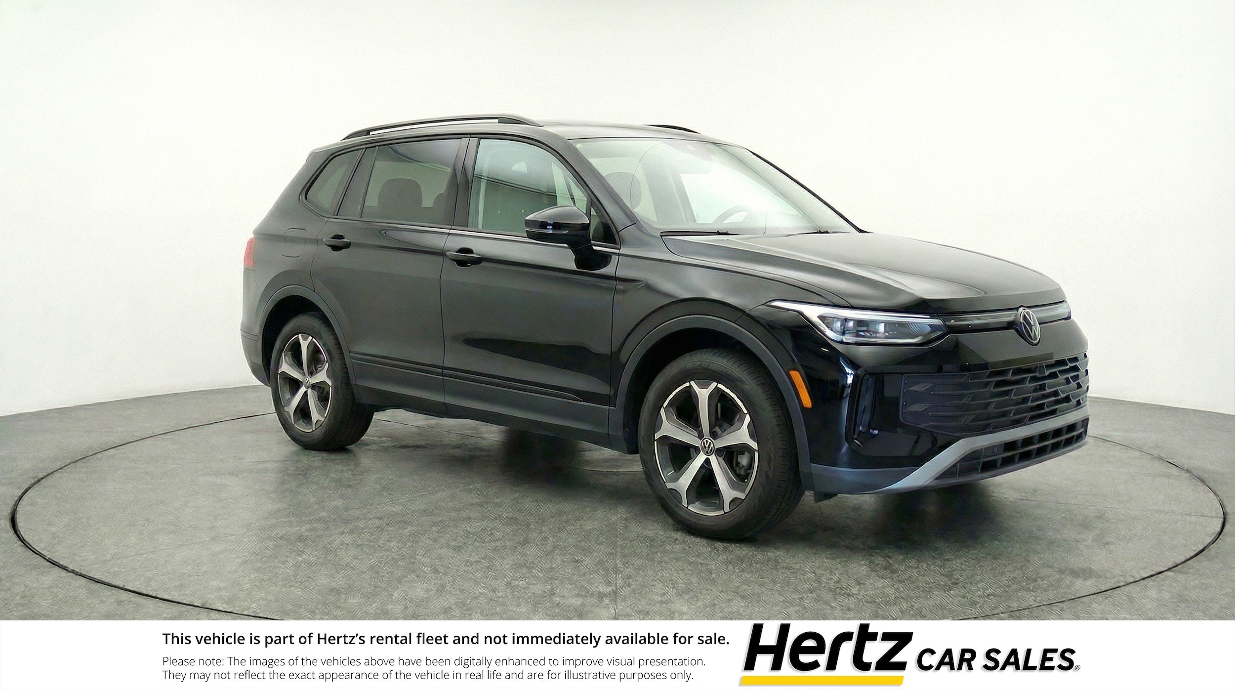 Thumbnail: 2026 Volkswagen Tiguan - 1