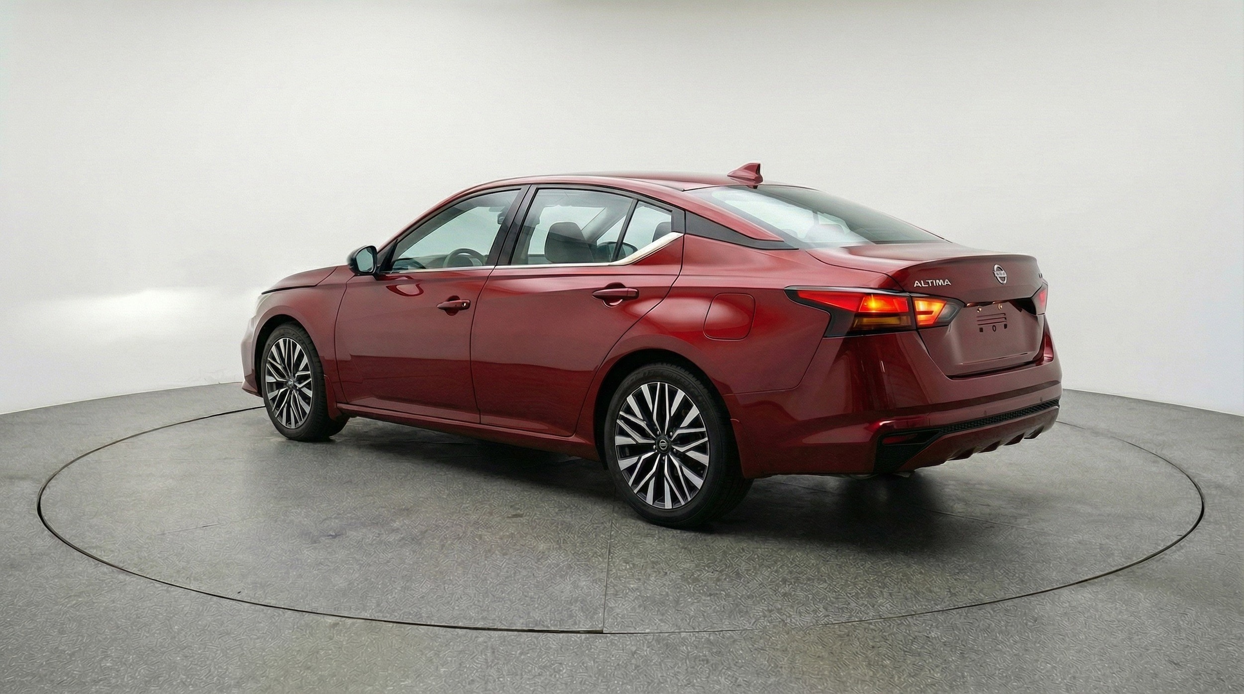 Thumbnail: 2025 Nissan Altima - 6