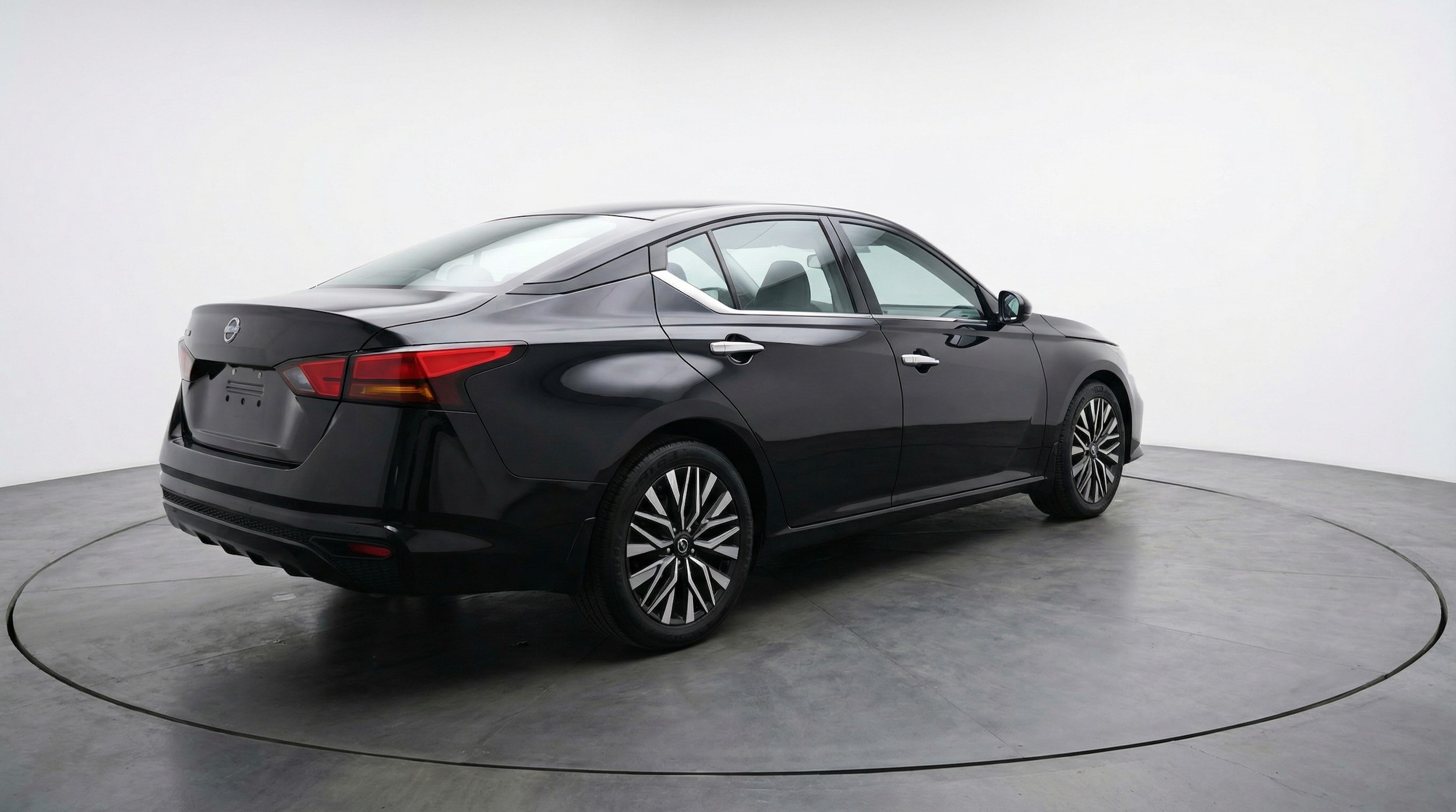 Thumbnail: 2025 Nissan Altima - 7