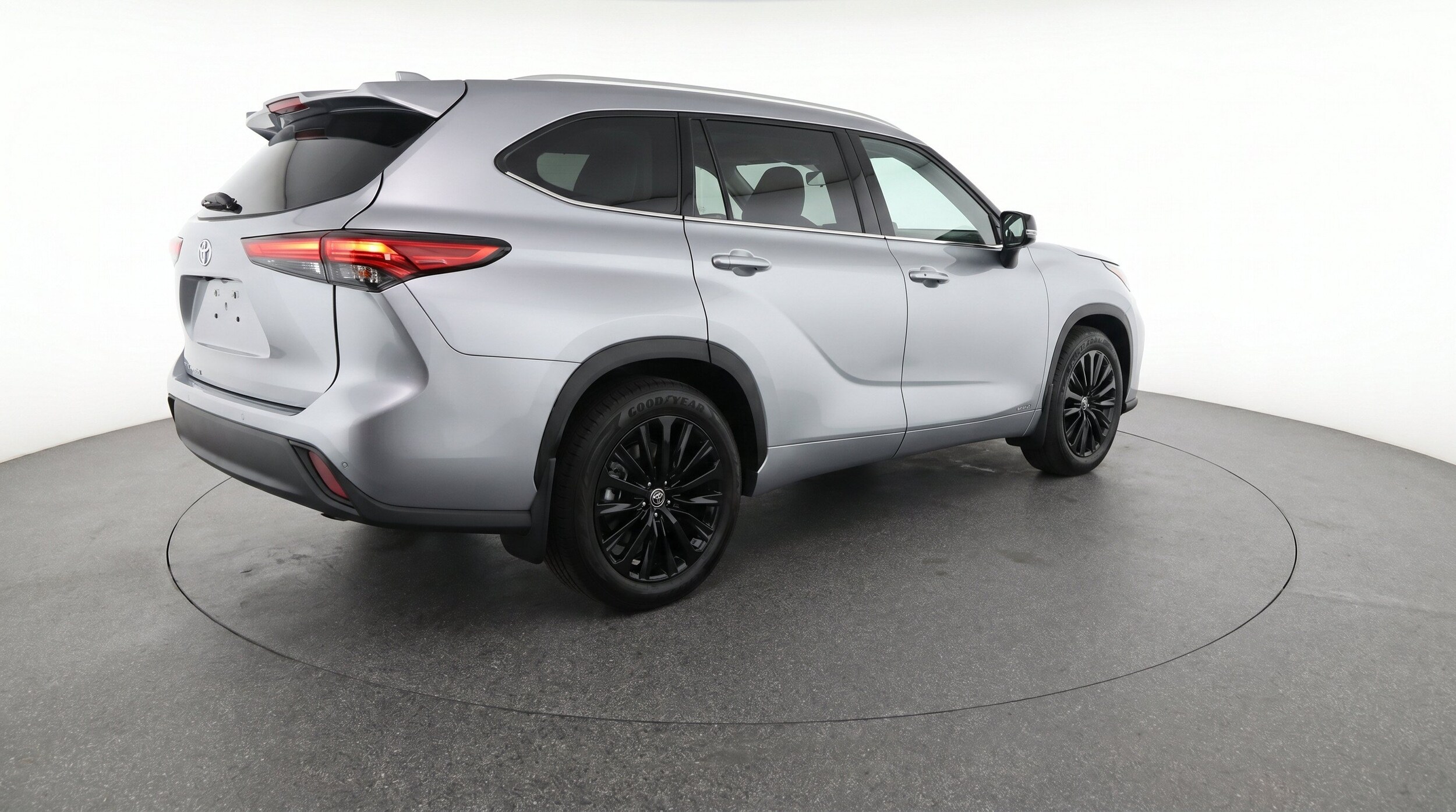Thumbnail: 2025 Toyota Highlander - 9