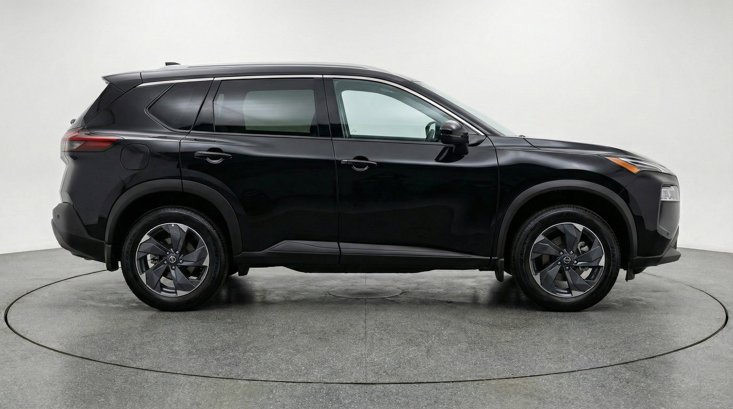 Thumbnail: 2025 Nissan Rogue - 11