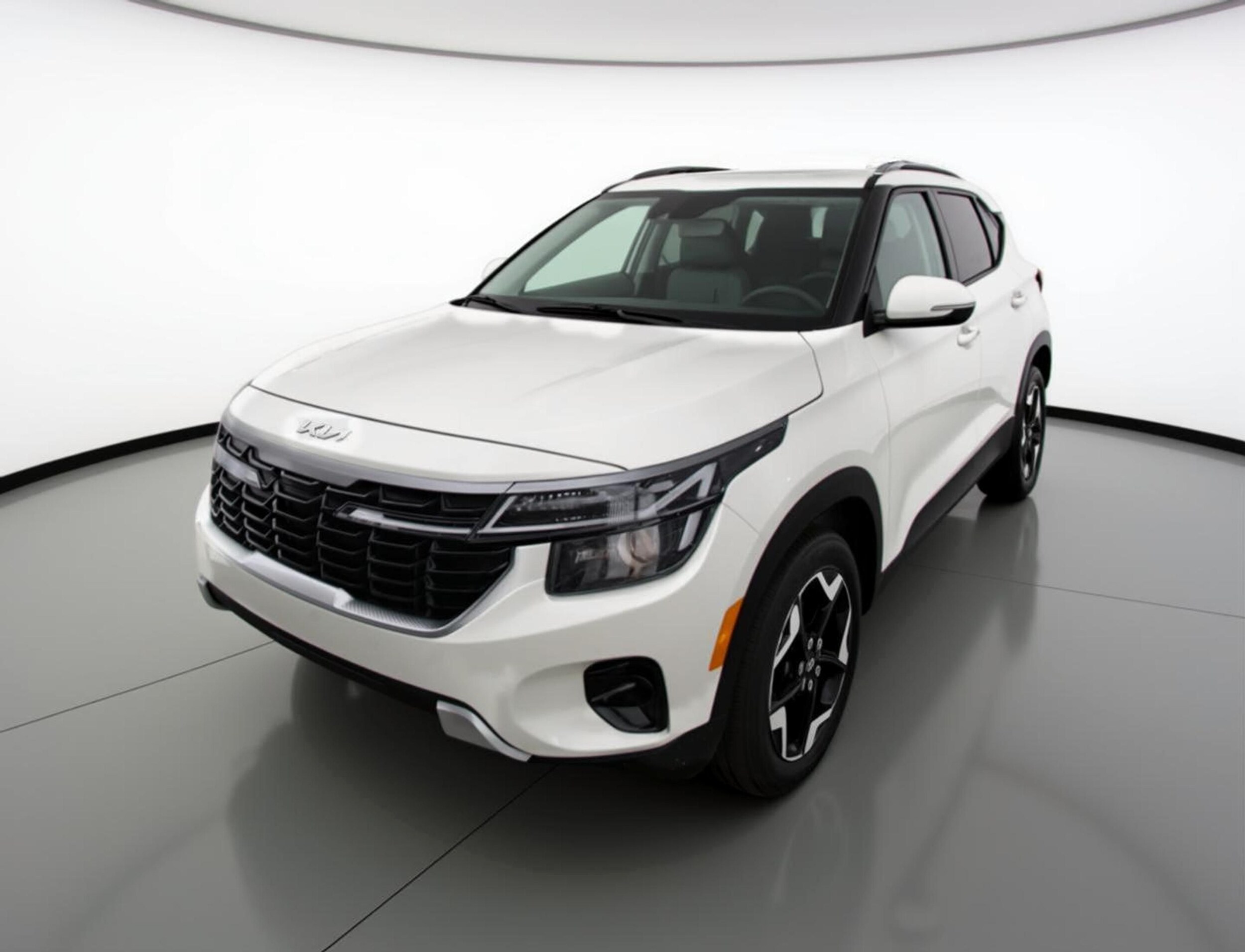 Thumbnail: 2025 Kia Seltos - 3