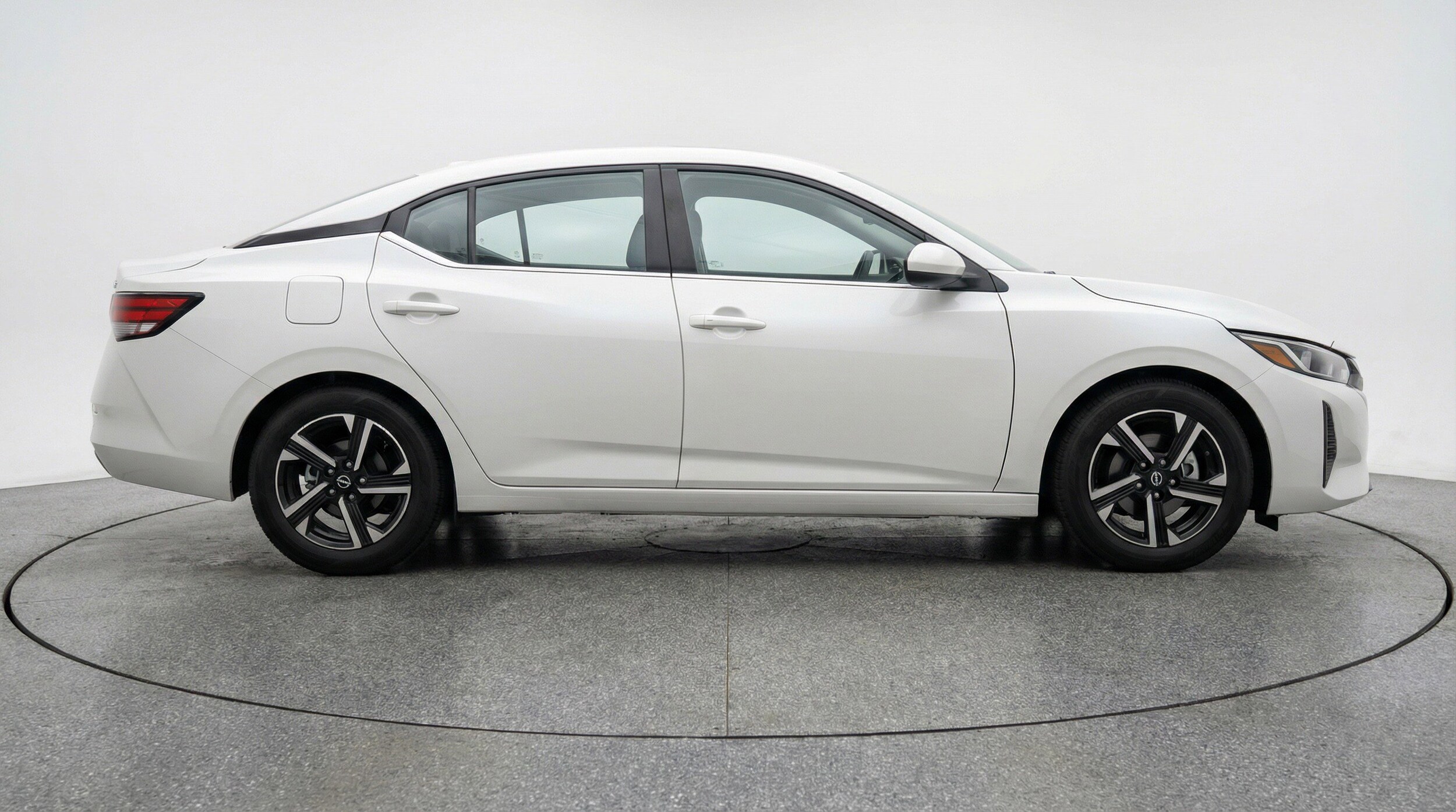 Thumbnail: 2025 Nissan Sentra - 11