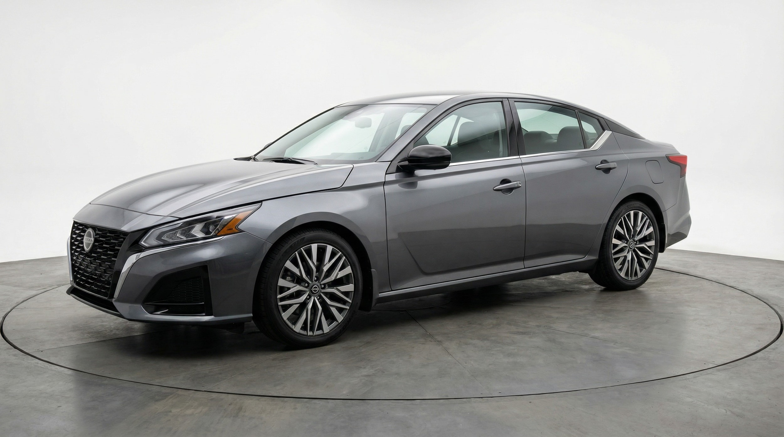 Thumbnail: 2025 Nissan Altima - 3