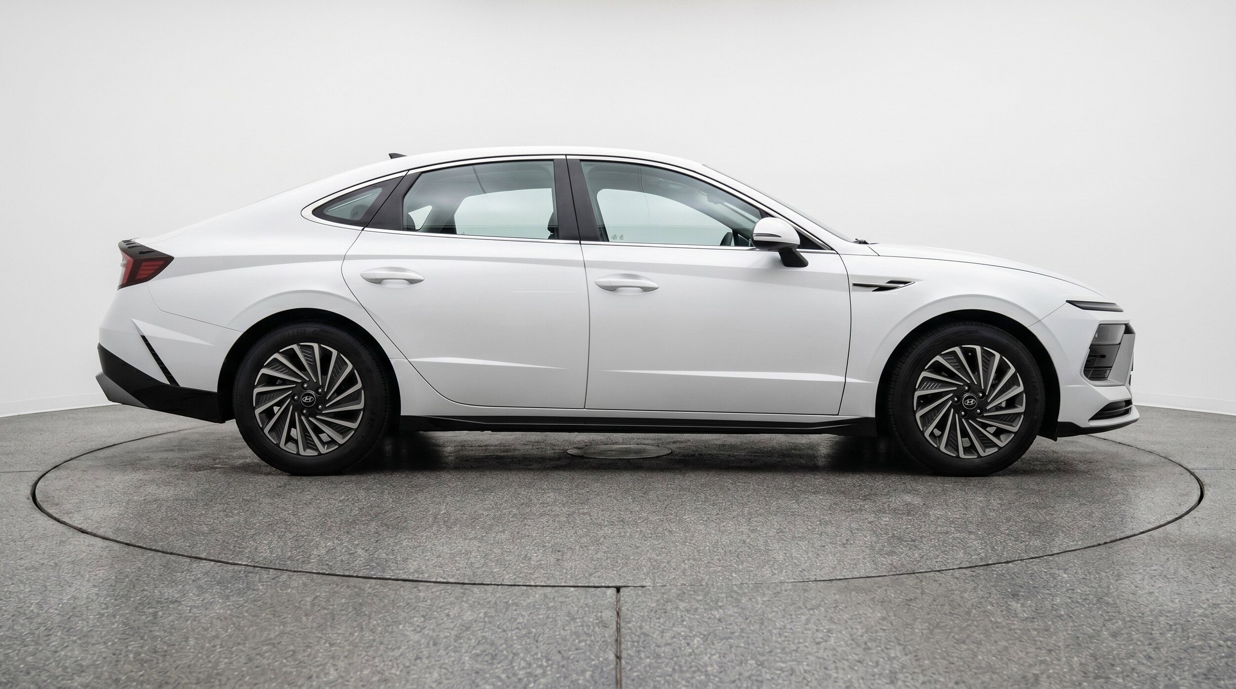 Thumbnail: 2025 Hyundai Sonata - 11