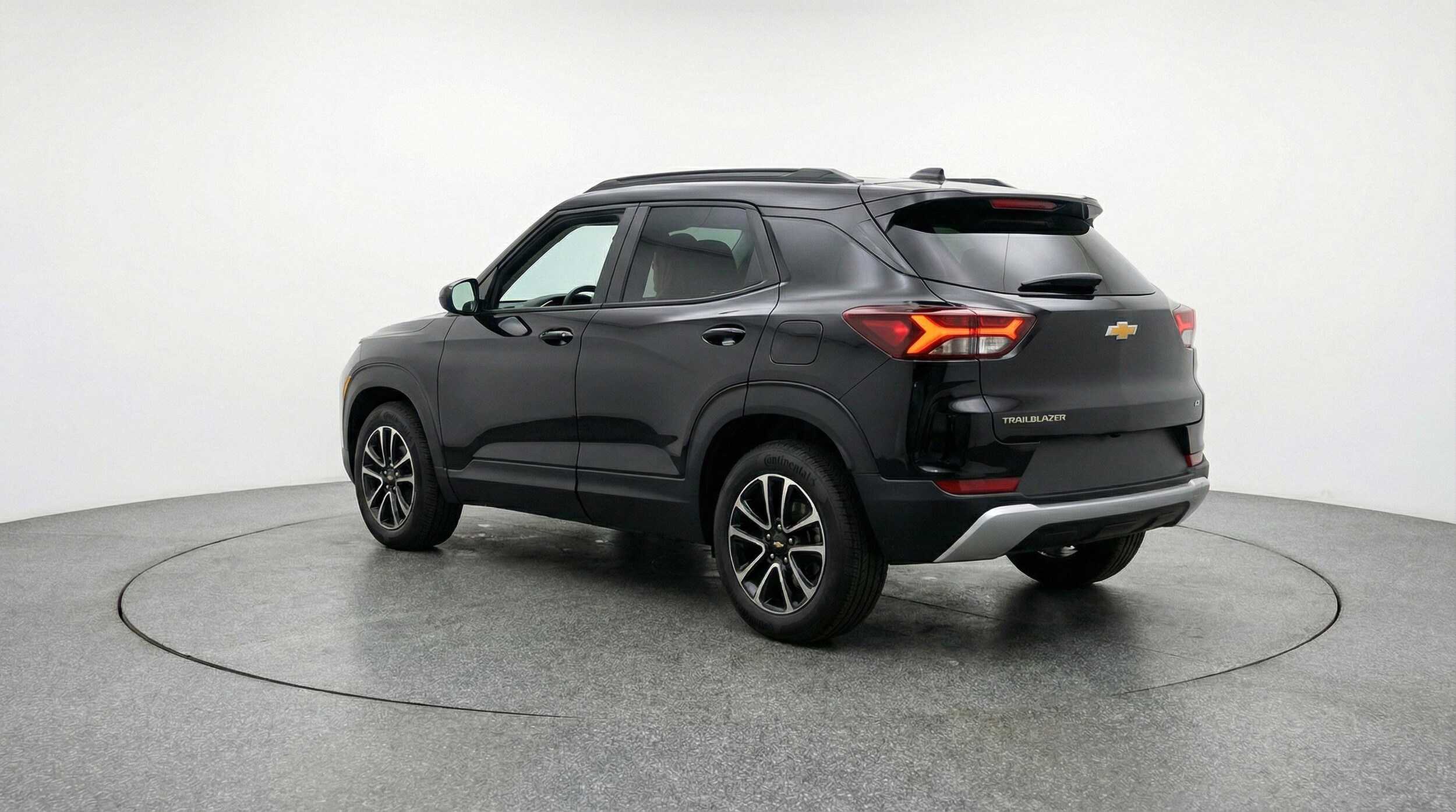 Thumbnail: 2025 Chevrolet TrailBlazer - 6