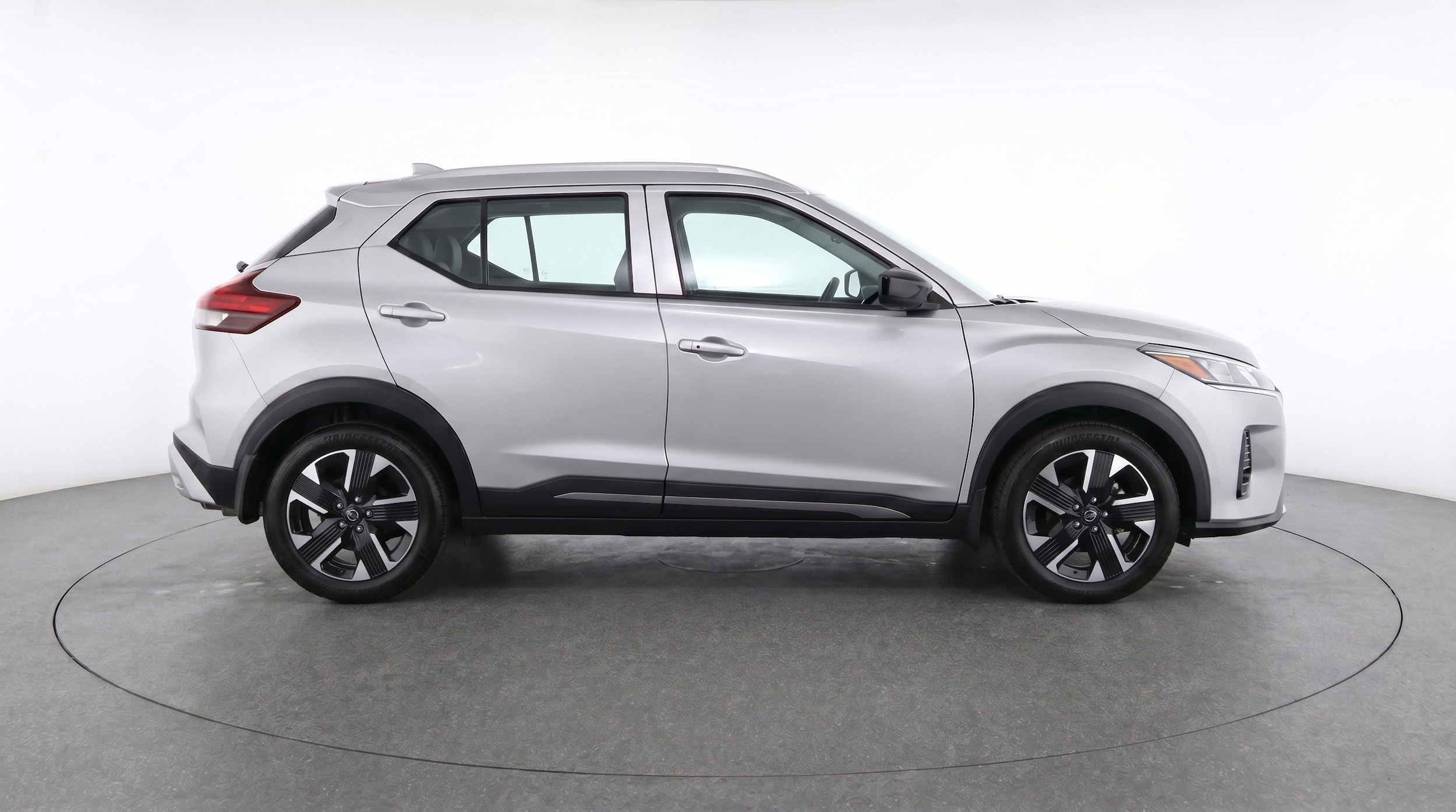 Thumbnail: 2026 Nissan Kicks - 11