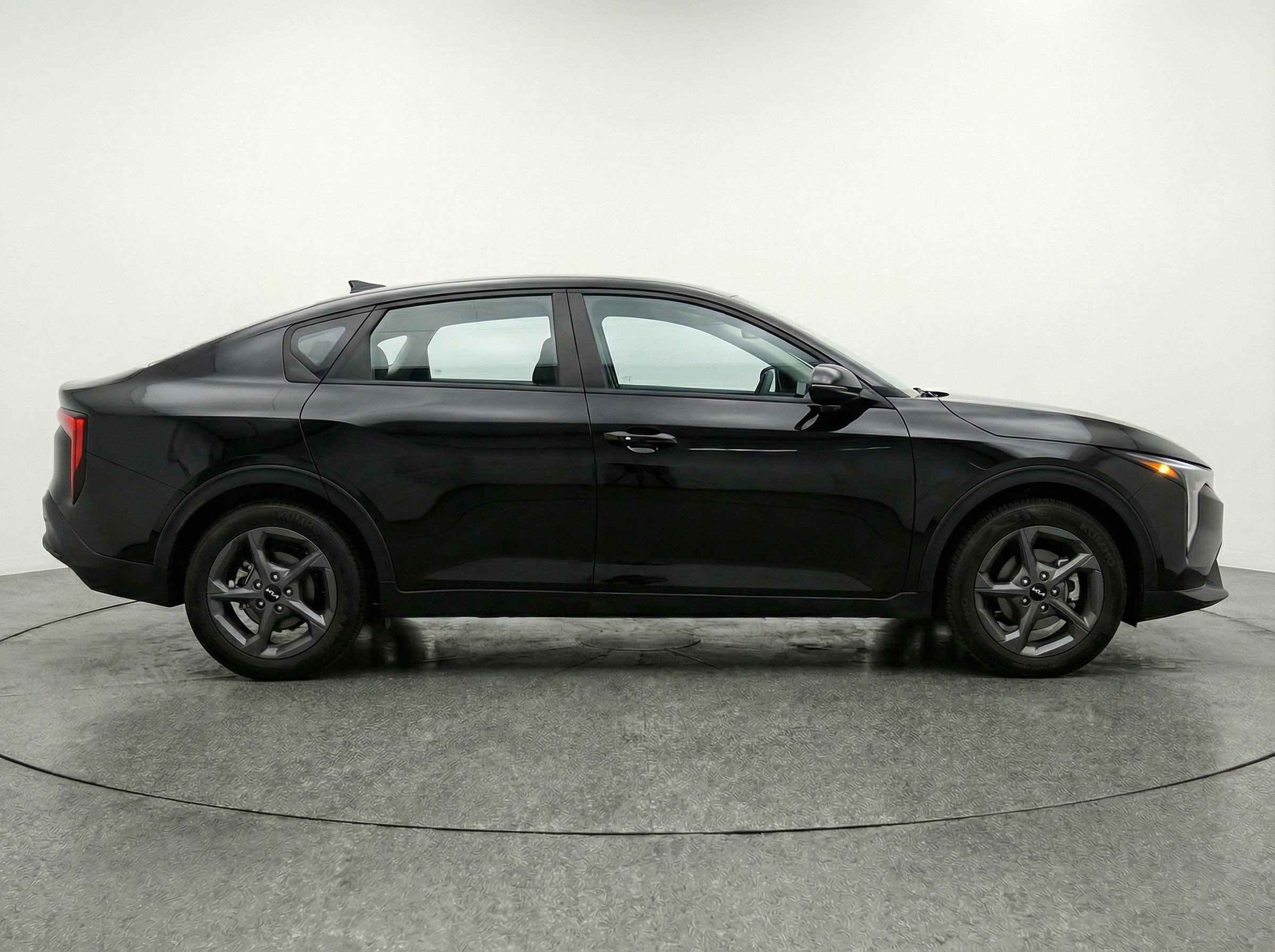 Thumbnail: 2025 Kia K4 - 5