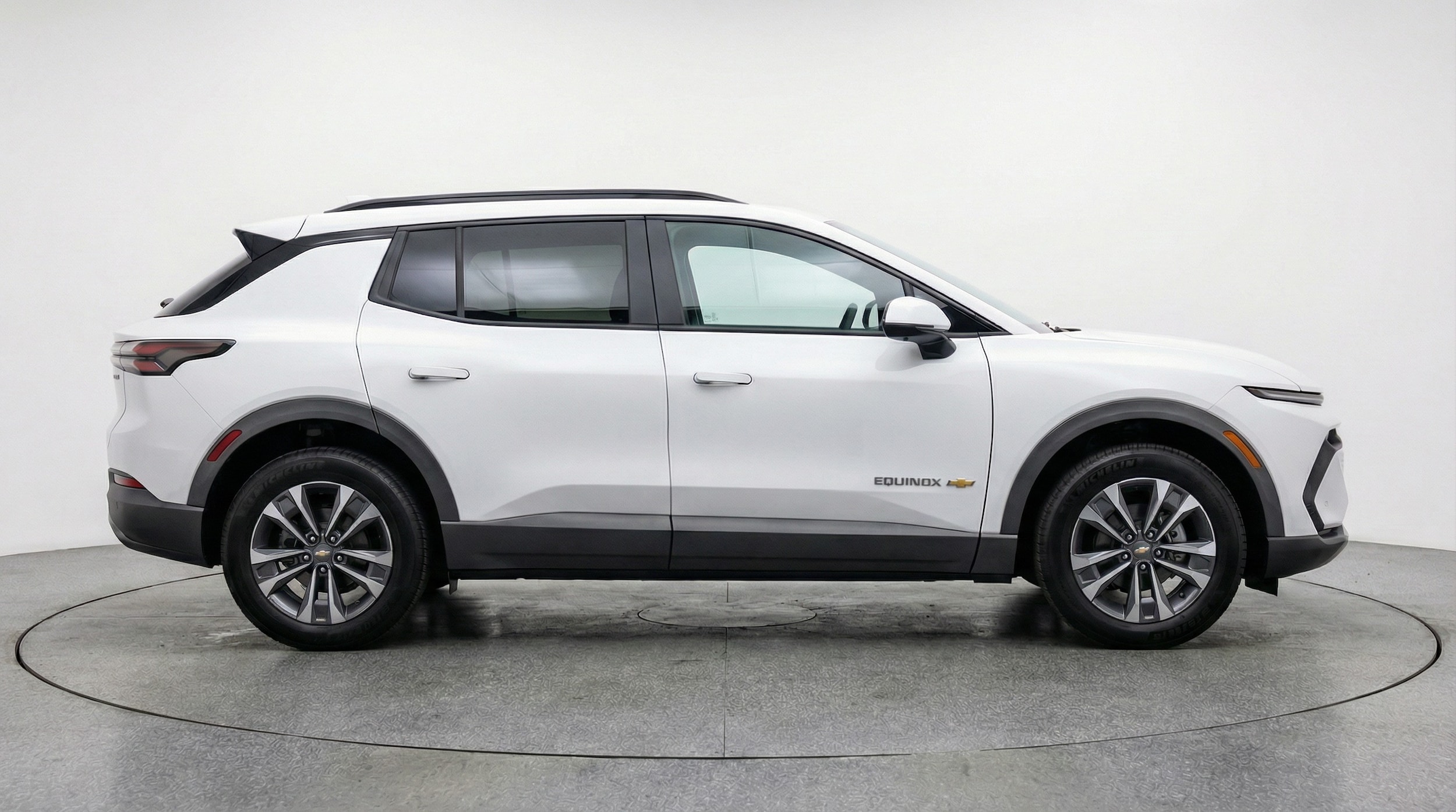 Thumbnail: 2025 Chevrolet Equinox - 8