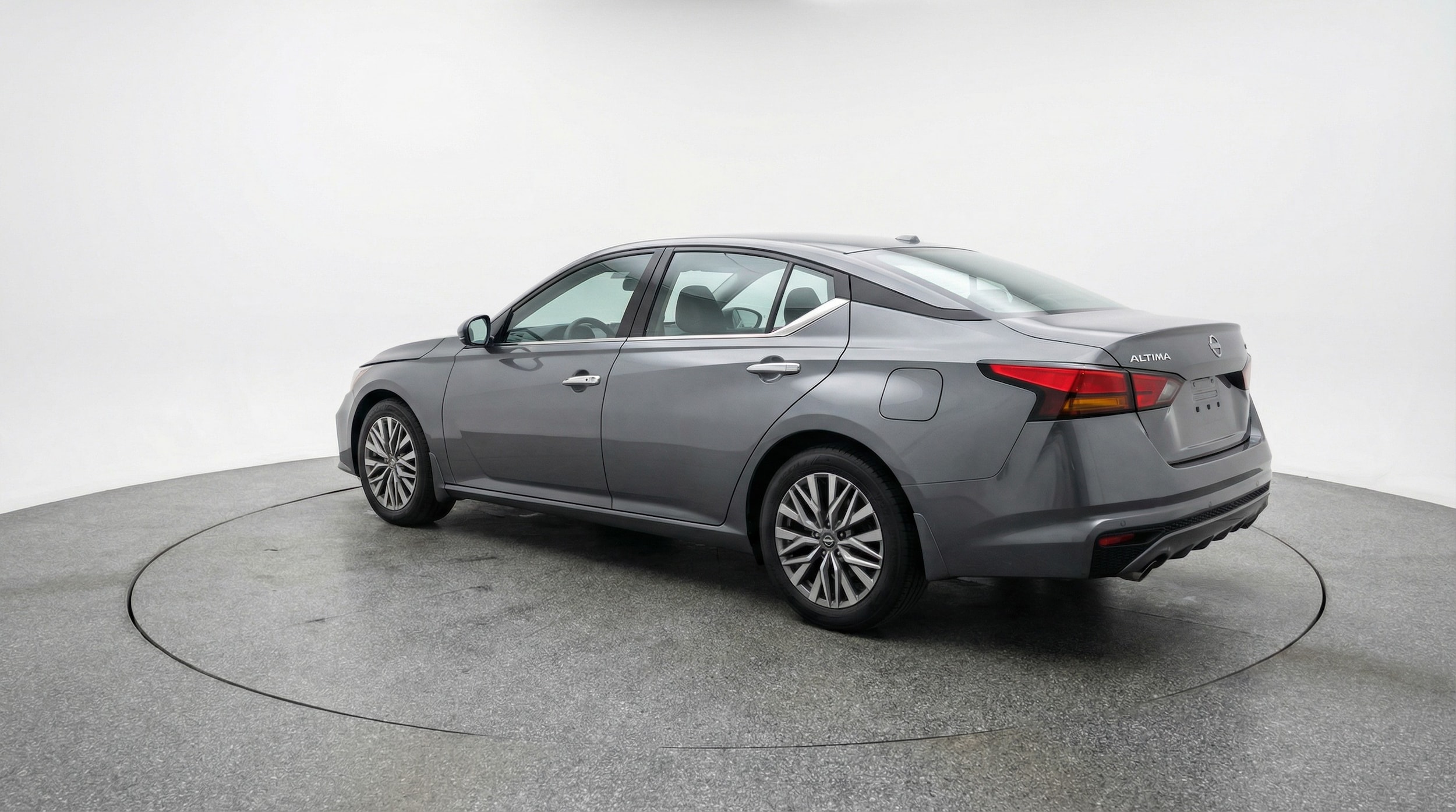 Thumbnail: 2025 Nissan Altima - 5