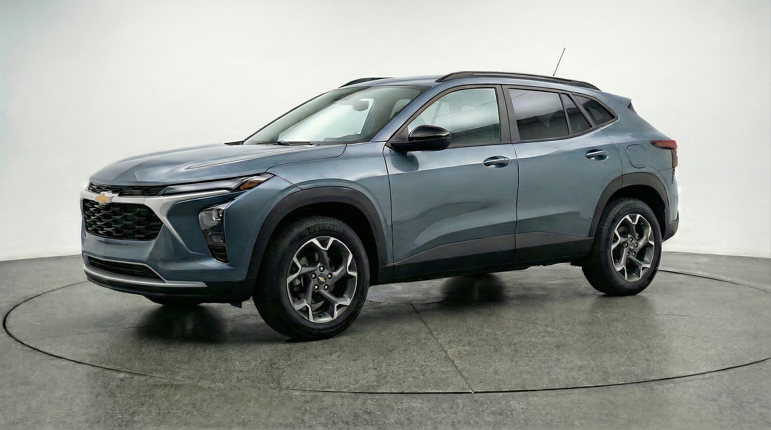 Thumbnail: 2025 Chevrolet Trax - 3