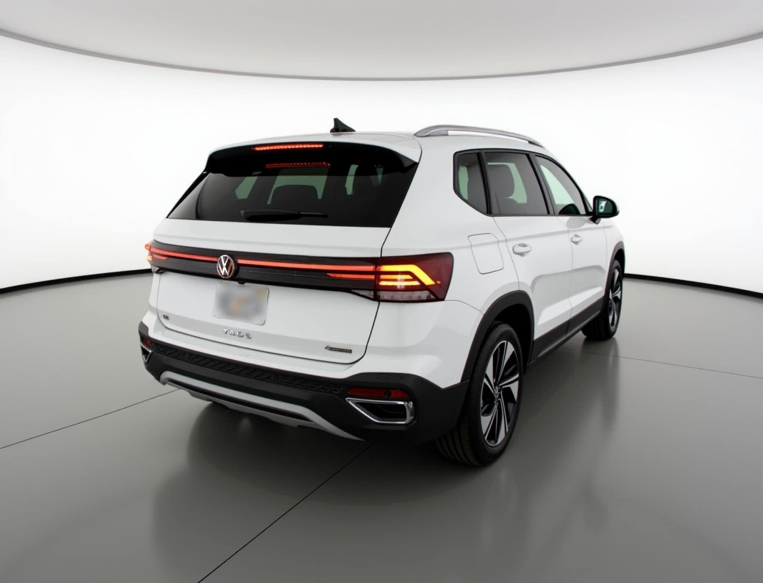 Thumbnail: 2025 Volkswagen Taos - 9