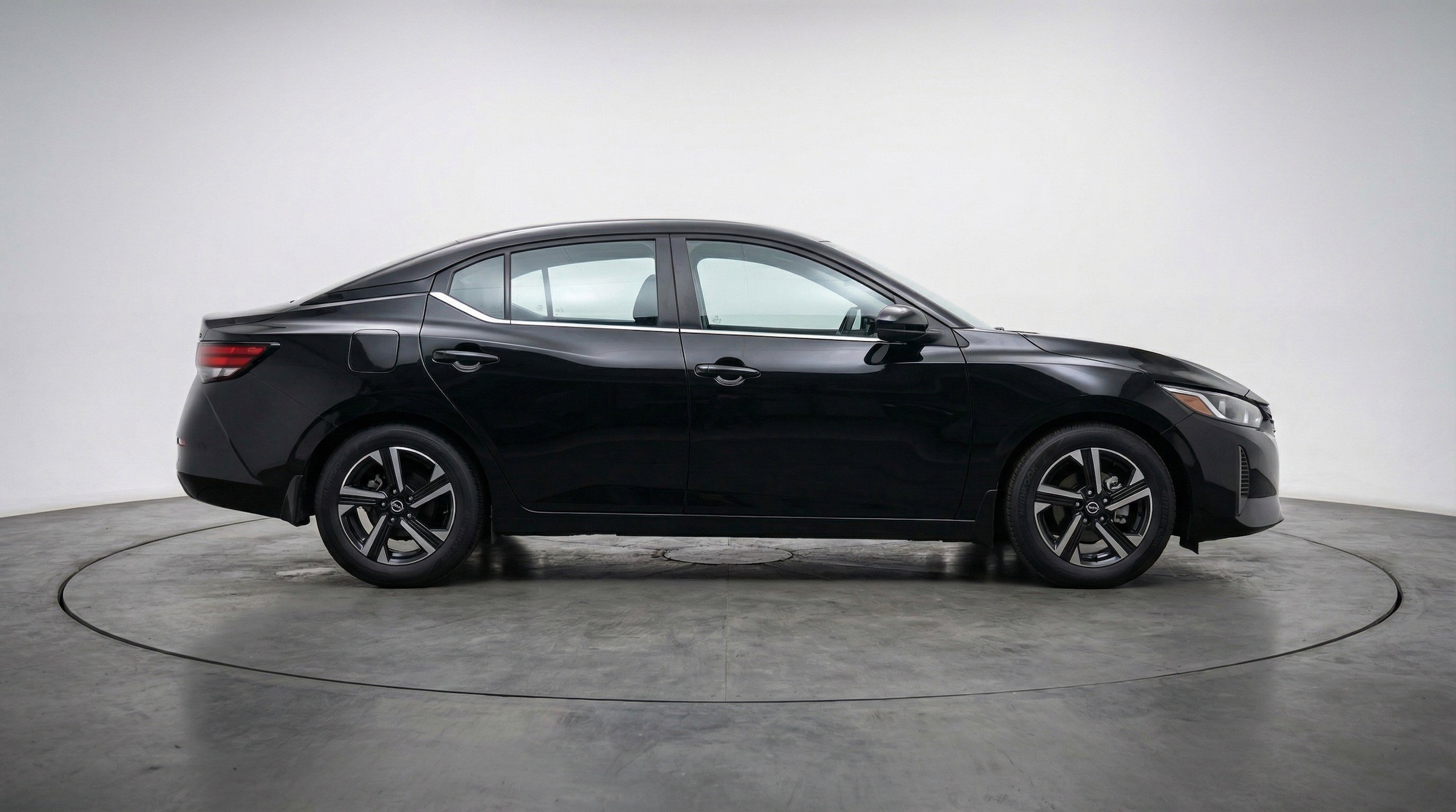 Thumbnail: 2025 Nissan Sentra - 11