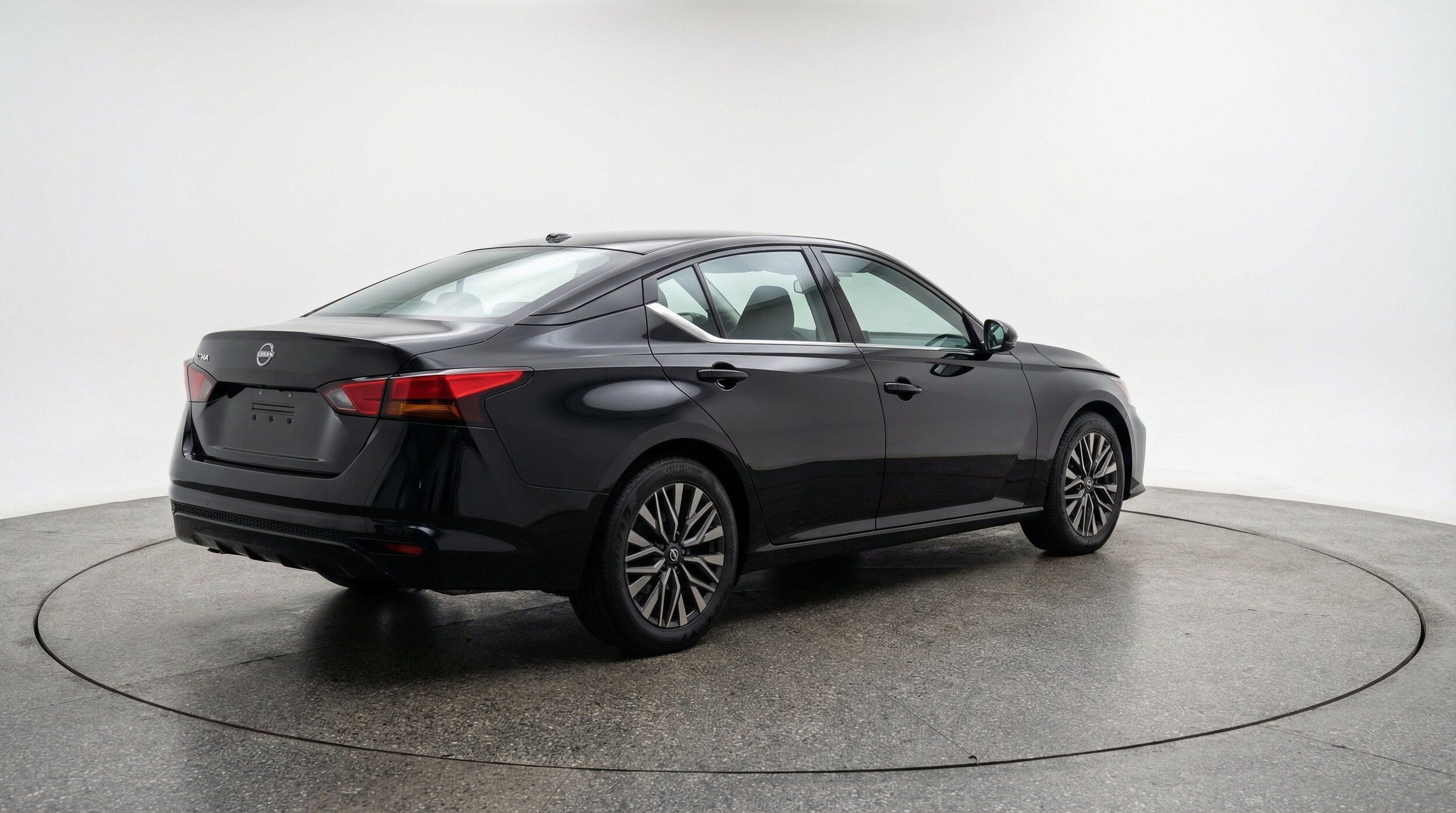 Thumbnail: 2026 Nissan Altima - 9