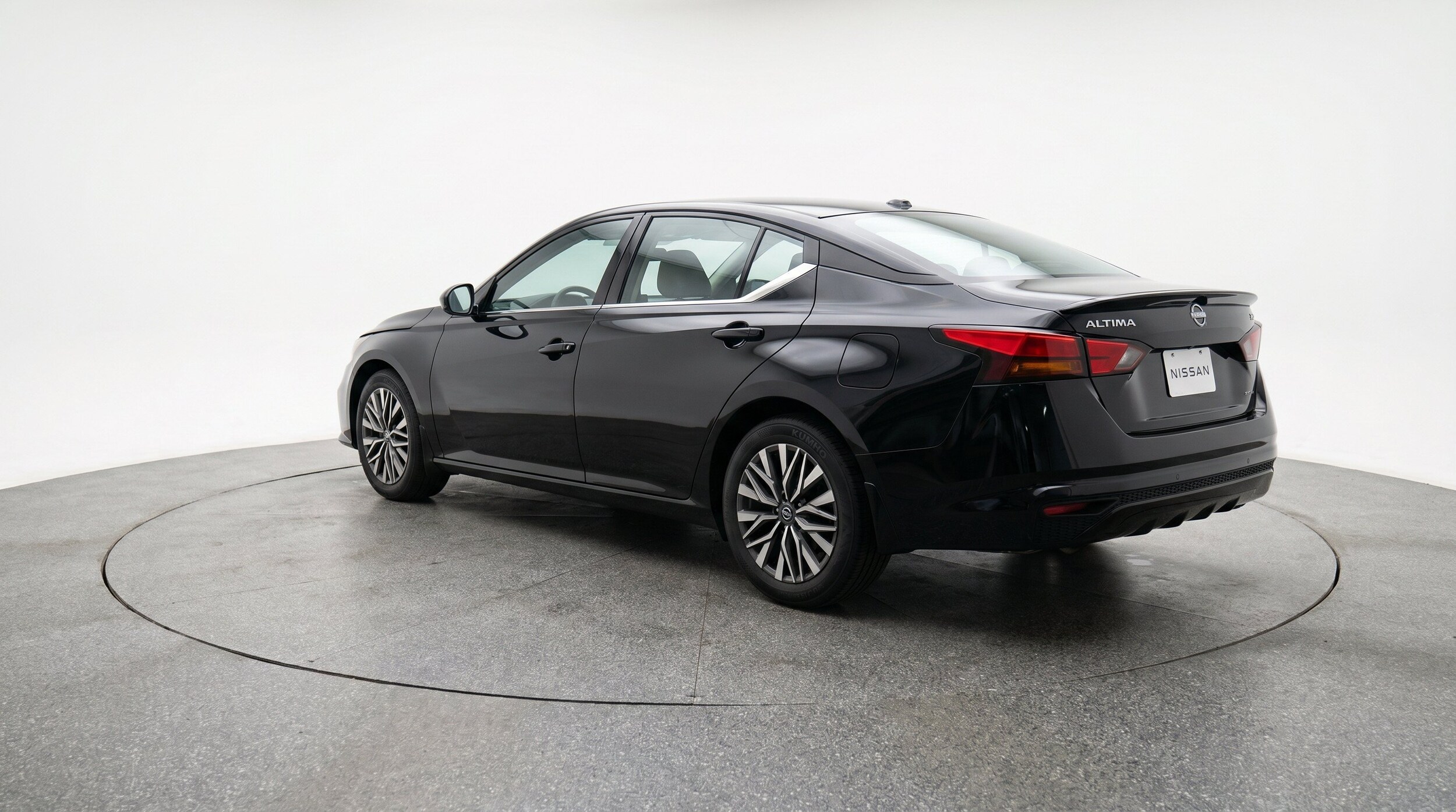 Thumbnail: 2025 Nissan Altima - 6