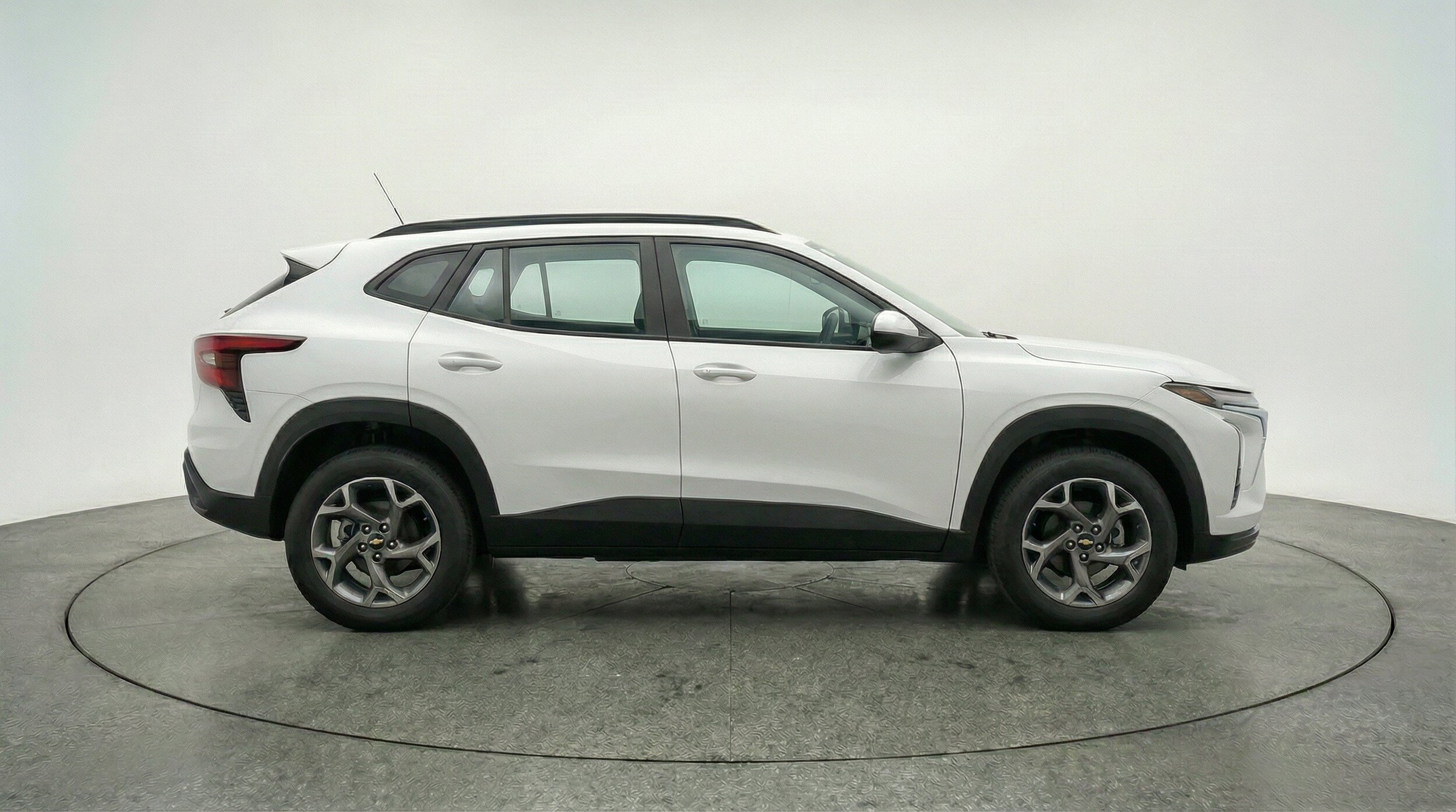 Thumbnail: 2025 Chevrolet Trax - 11