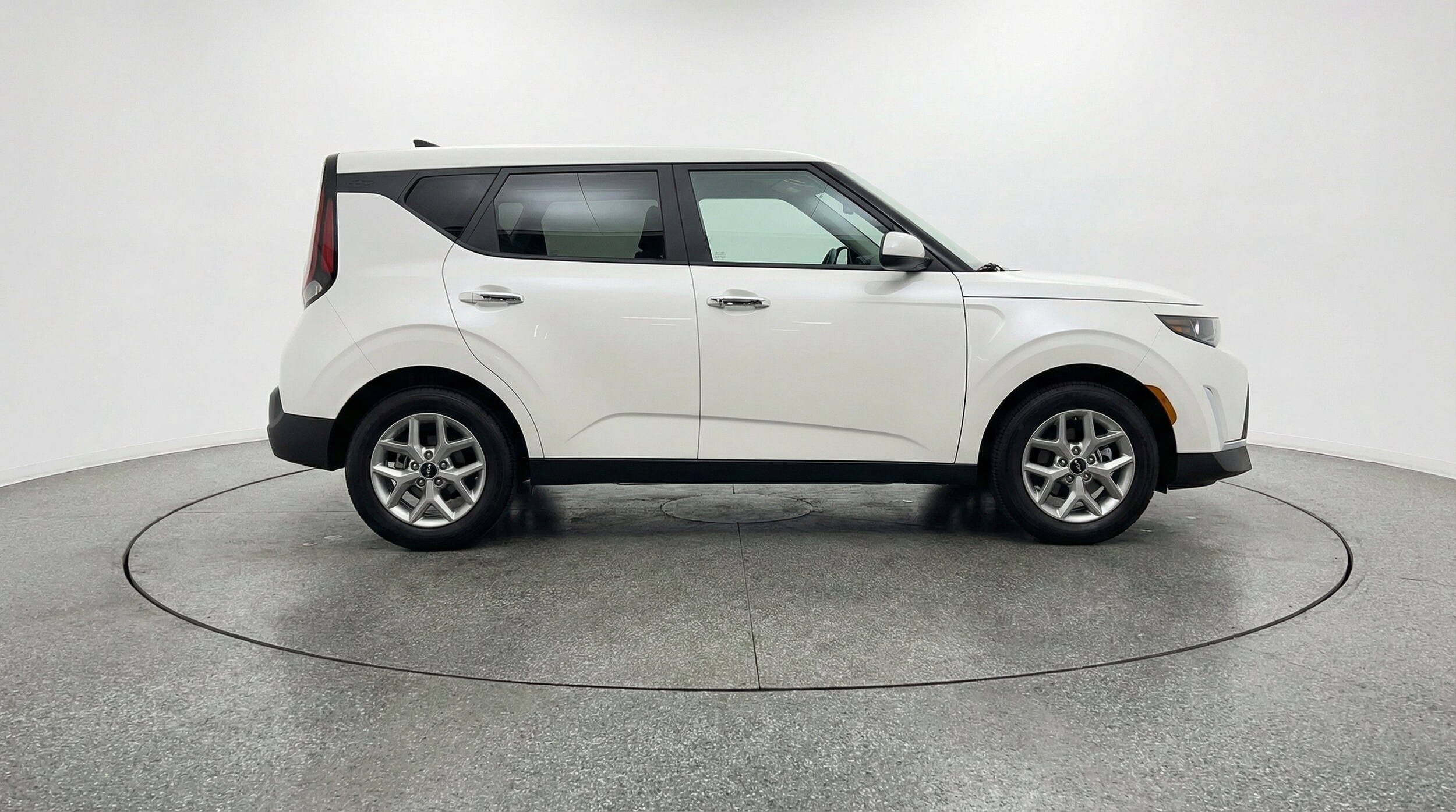 Thumbnail: 2025 Kia Soul - 11