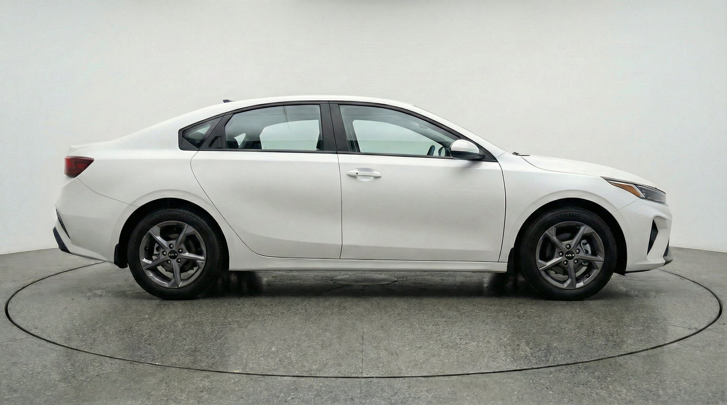 Thumbnail: 2025 Kia K4 - 11