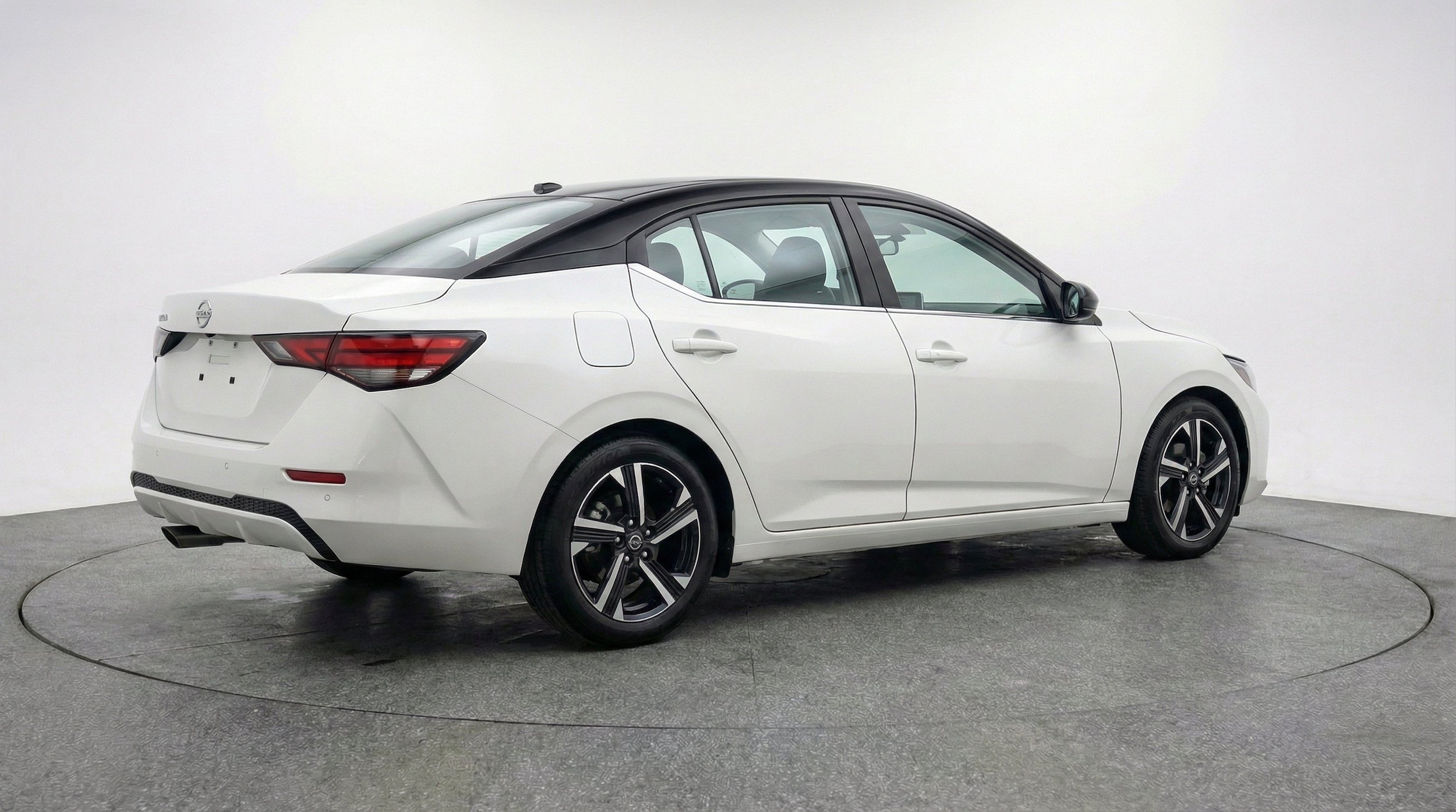 Thumbnail: 2025 Nissan Sentra - 9