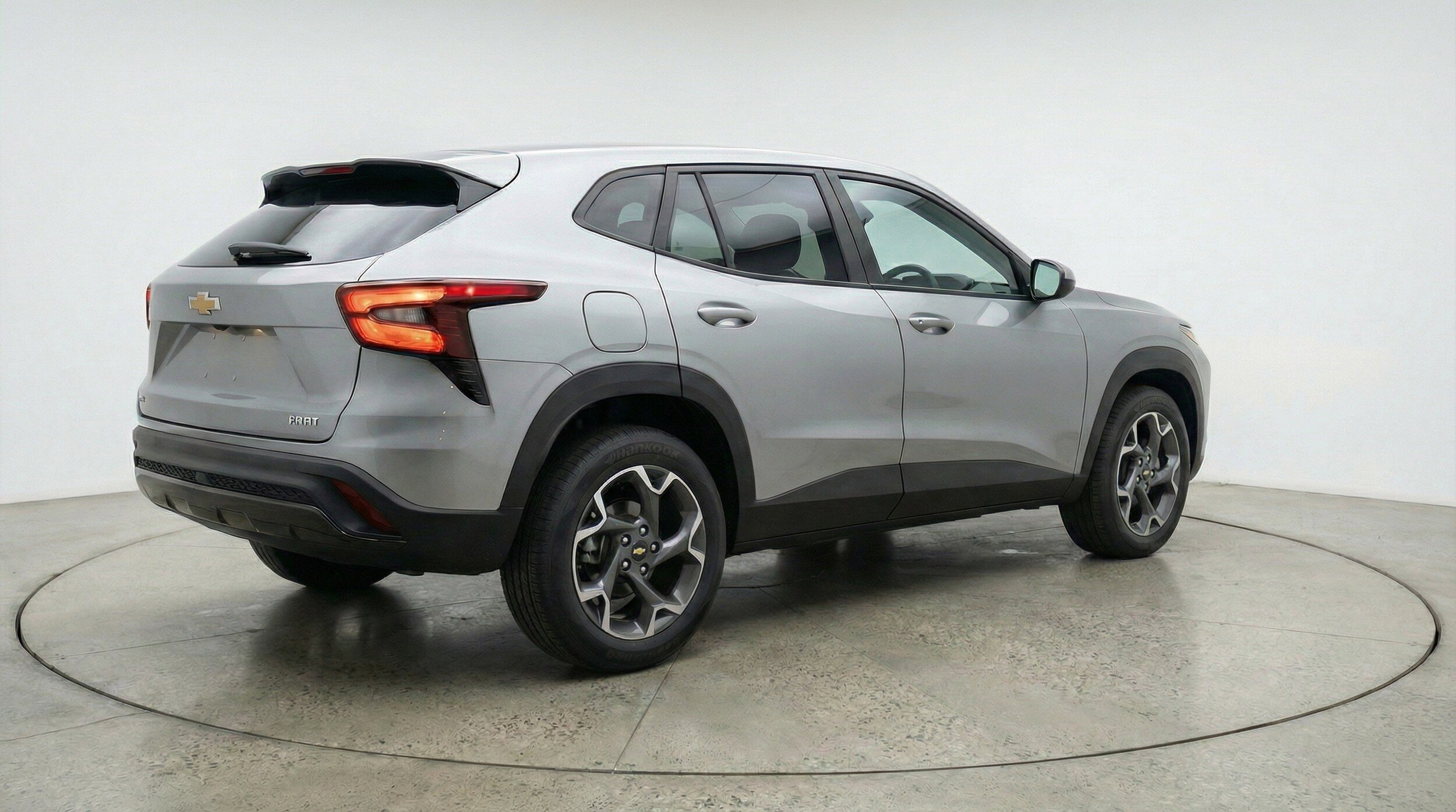 Thumbnail: 2025 Chevrolet Trax - 9