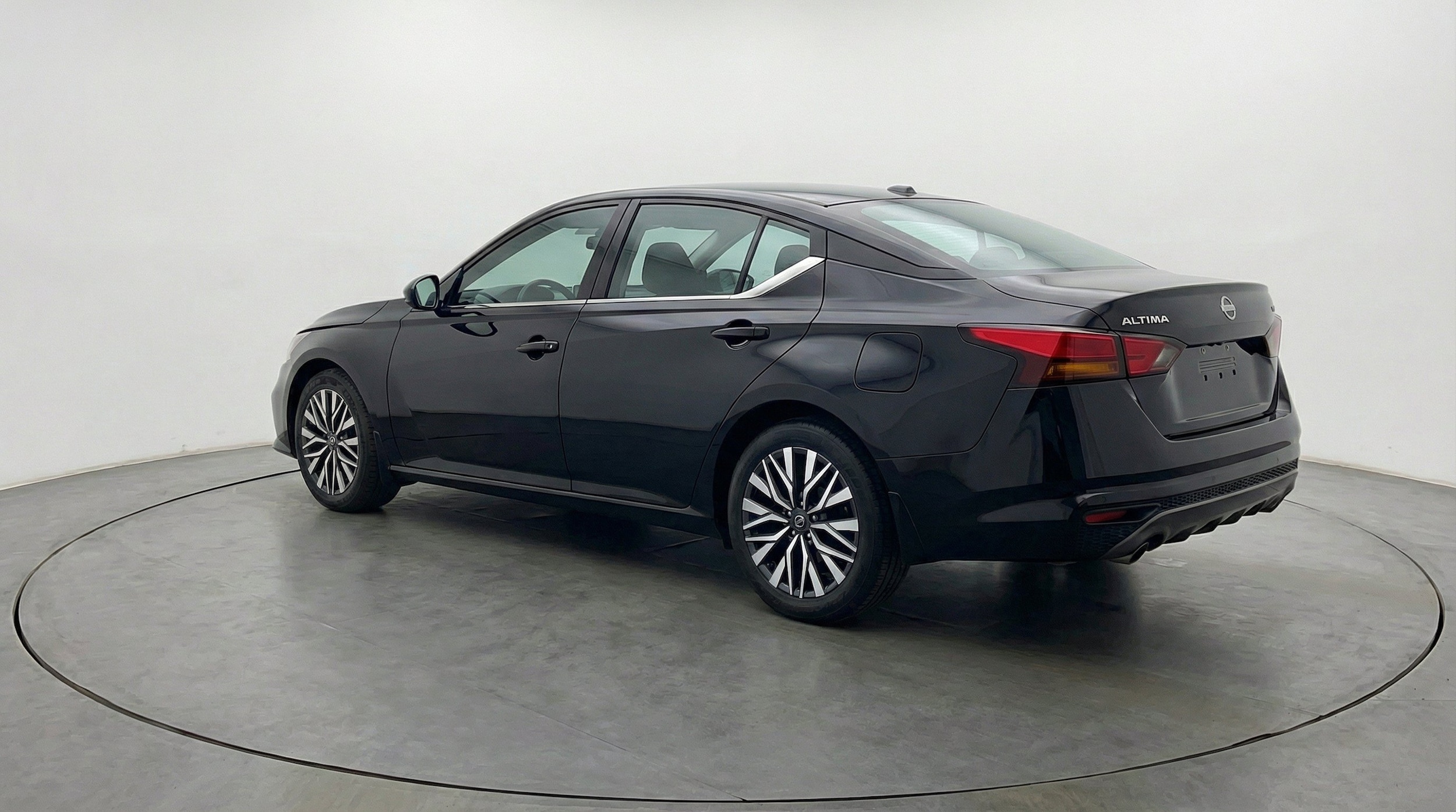 Thumbnail: 2025 Nissan Altima - 6