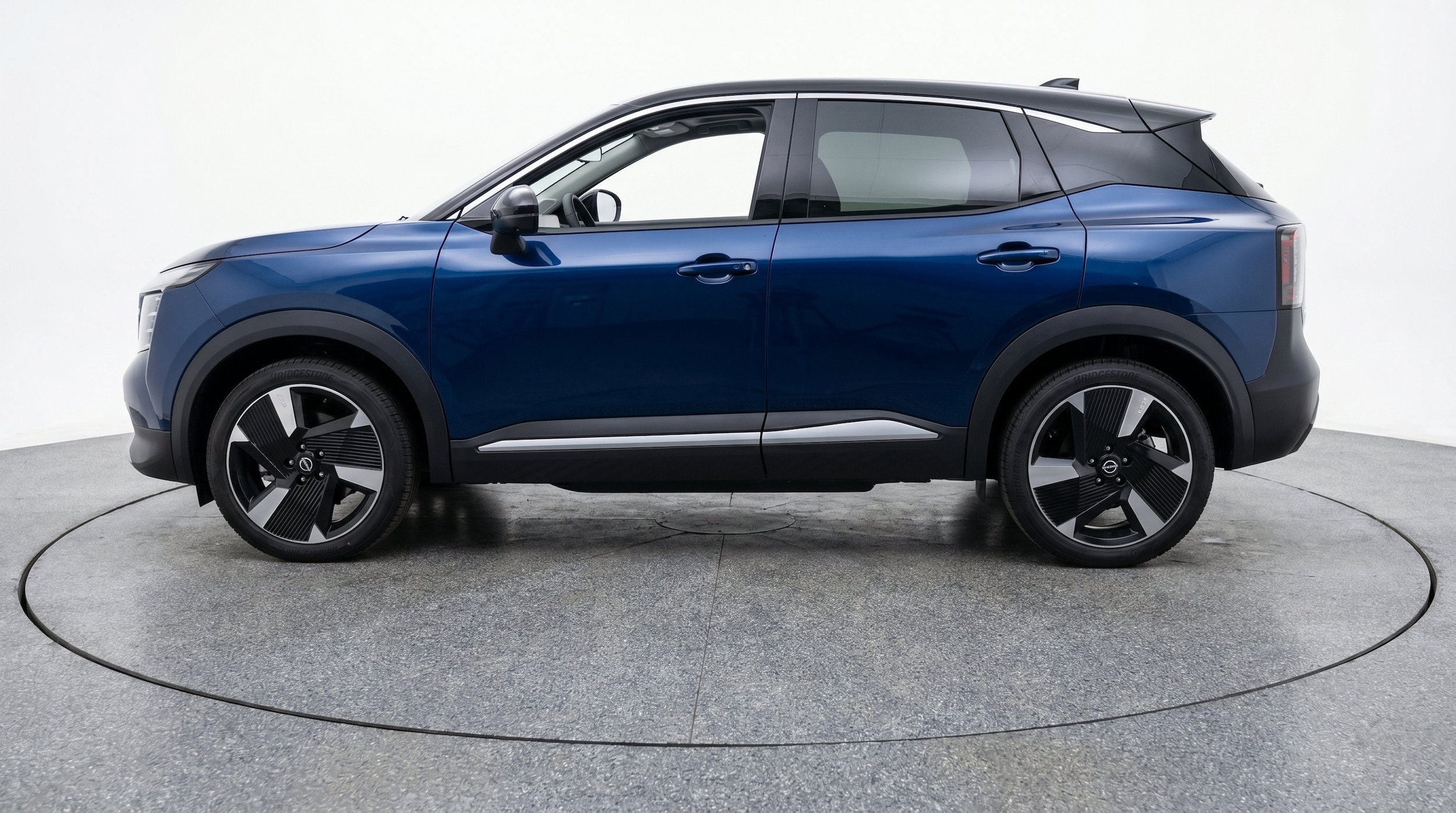 Thumbnail: 2026 Nissan Kicks - 5