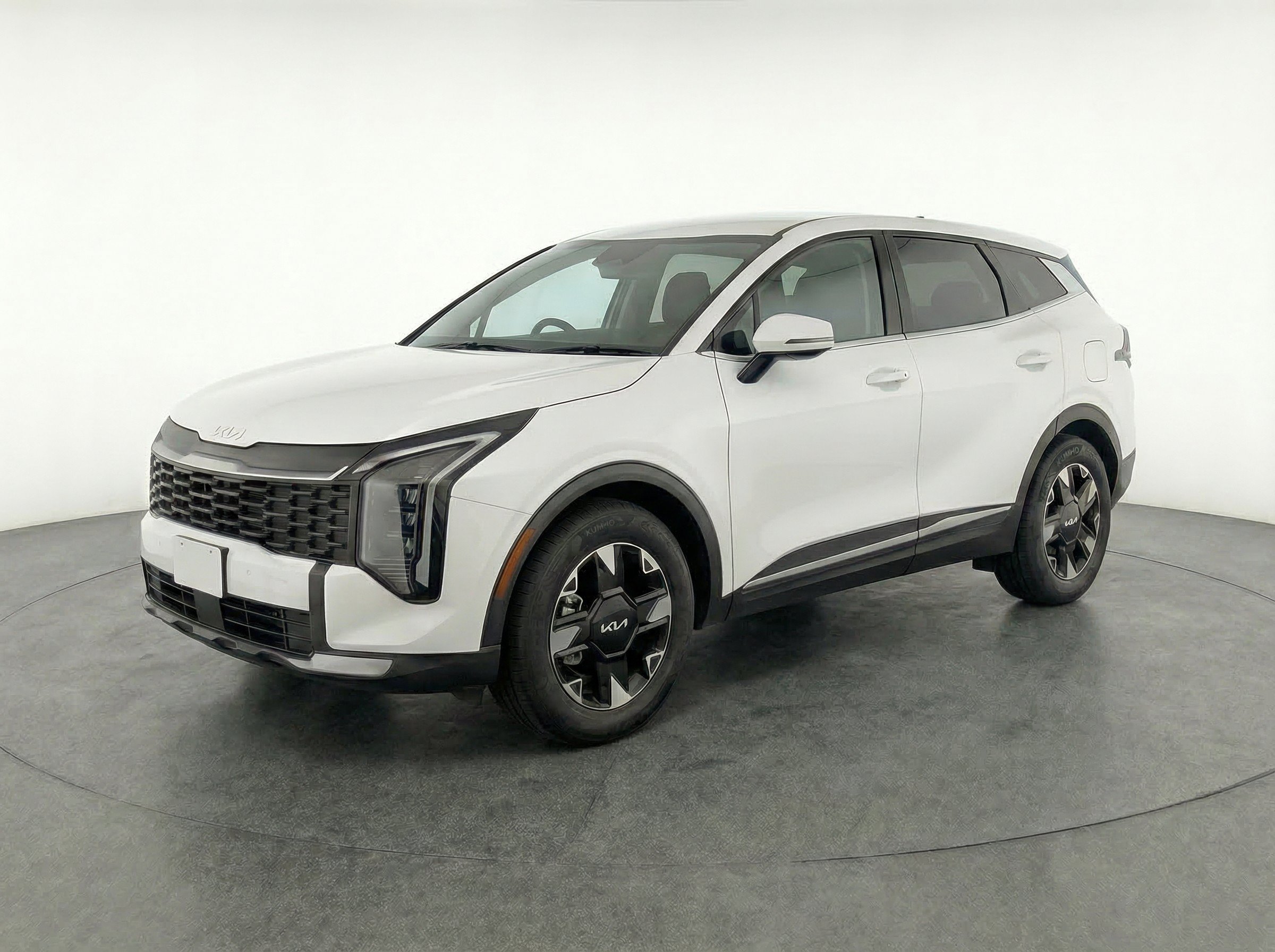 Thumbnail: 2026 Kia Sportage - 3