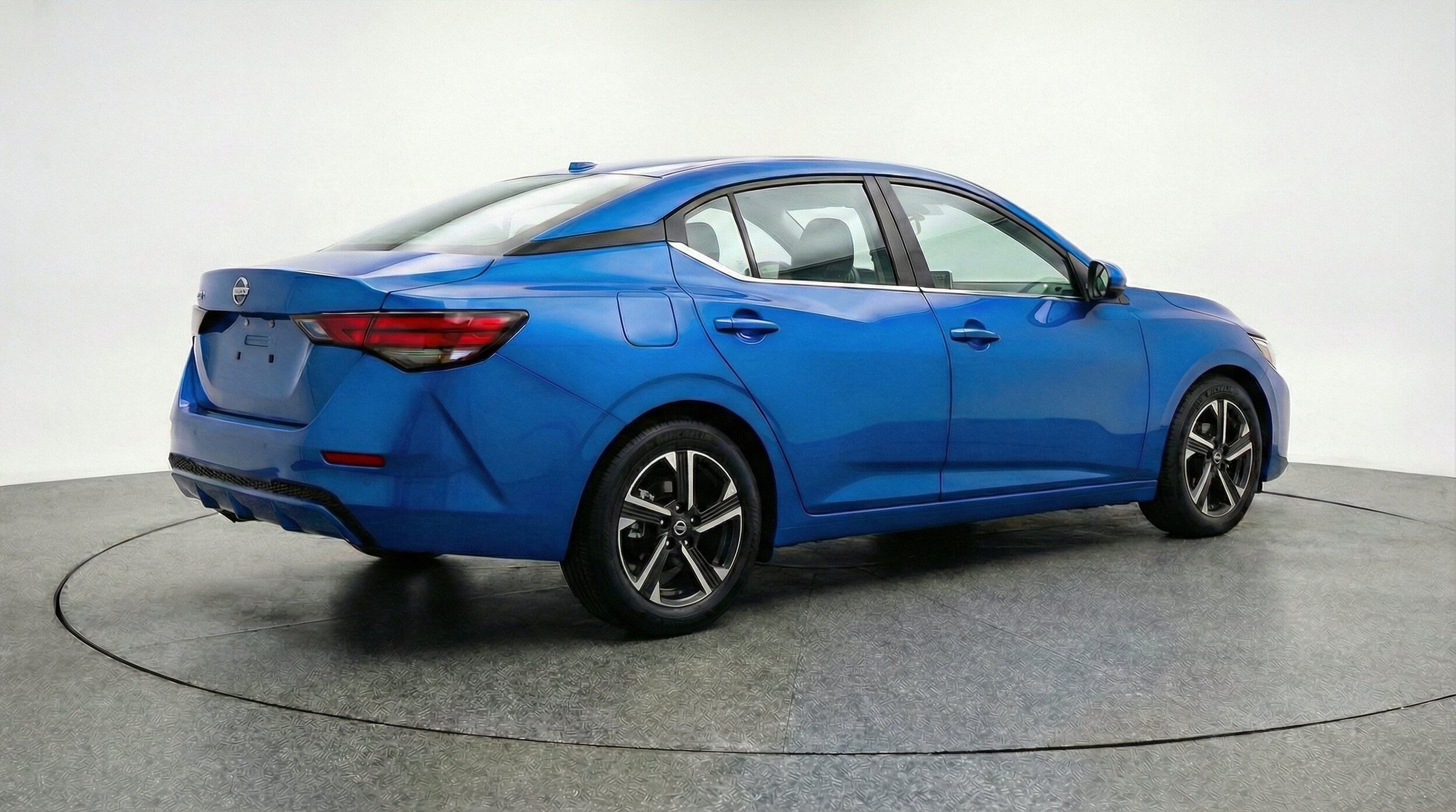Thumbnail: 2025 Nissan Sentra - 9