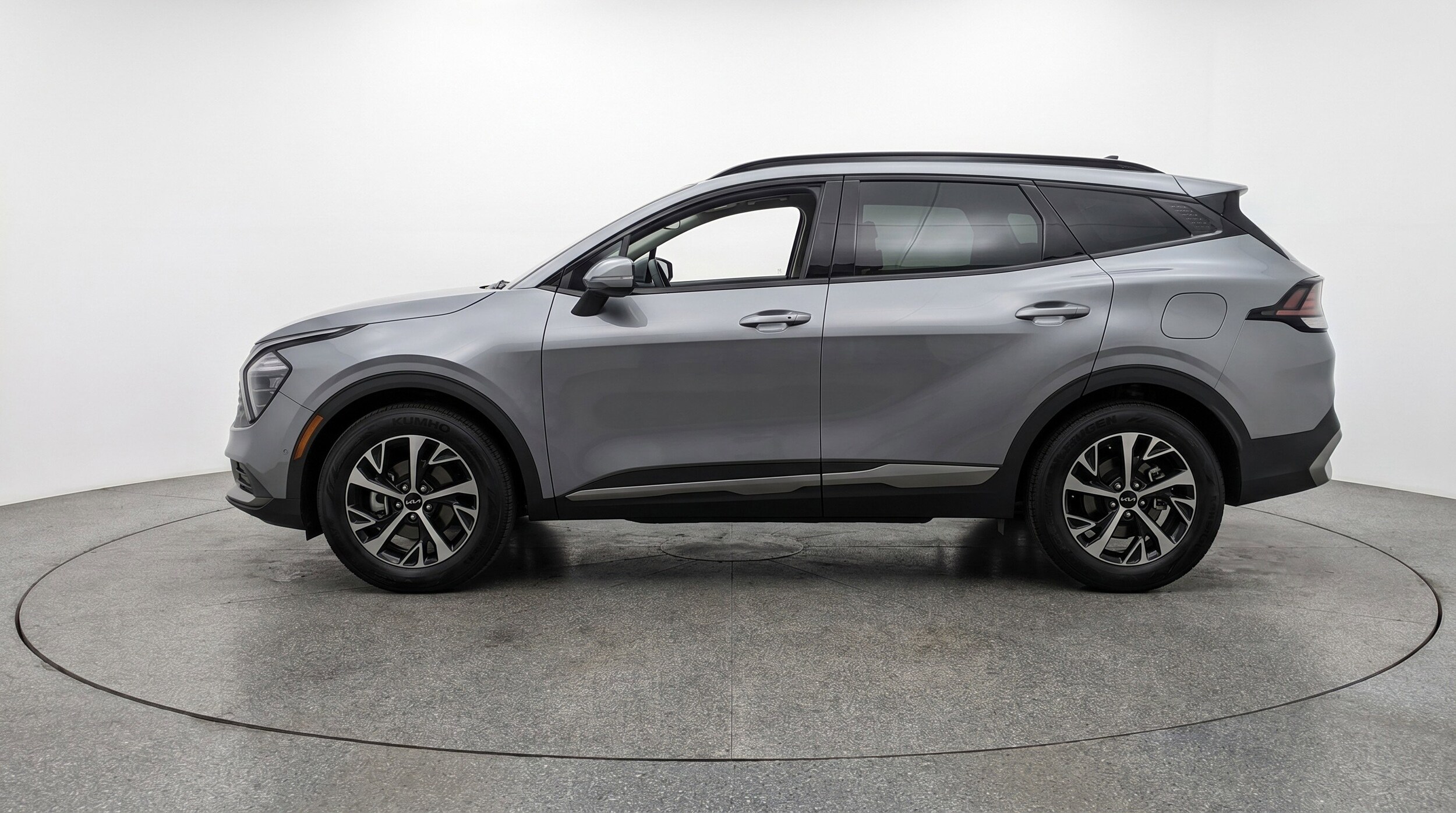 Thumbnail: 2025 Kia Sportage - 5