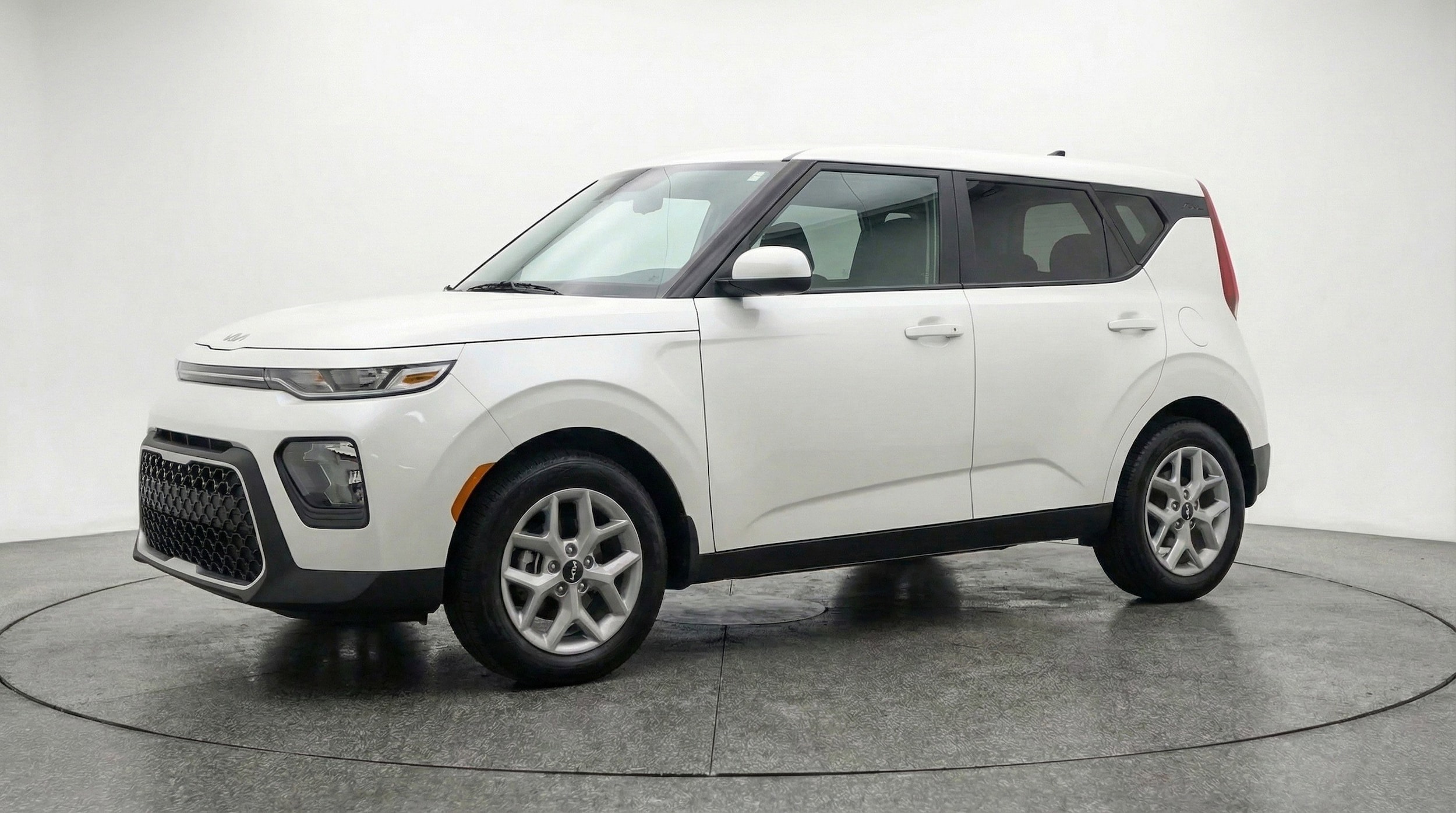 Thumbnail: 2025 Kia Soul - 3