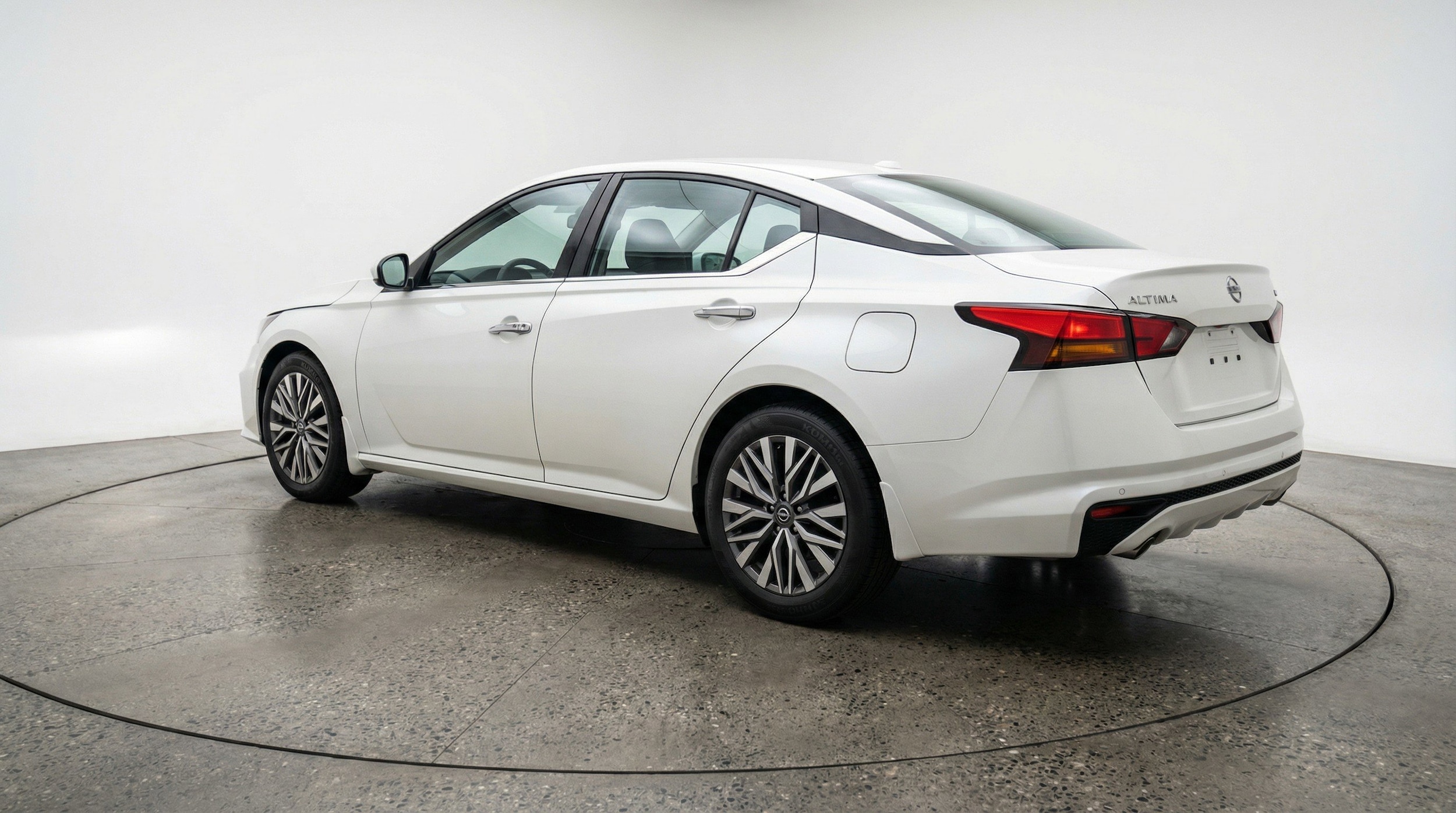 Thumbnail: 2025 Nissan Altima - 6