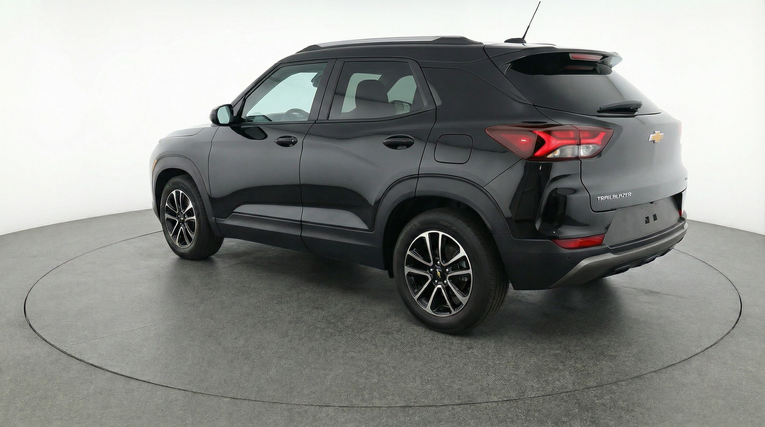 Thumbnail: 2025 Chevrolet TrailBlazer - 5