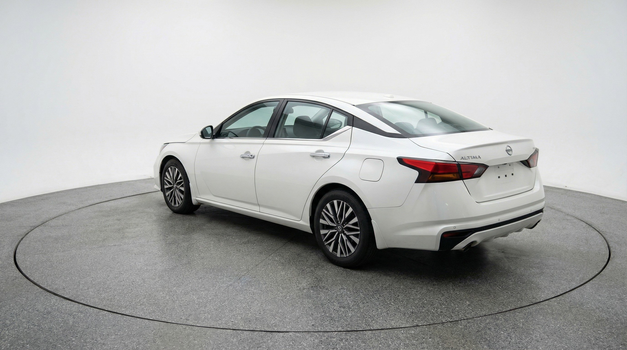 Thumbnail: 2025 Nissan Altima - 6